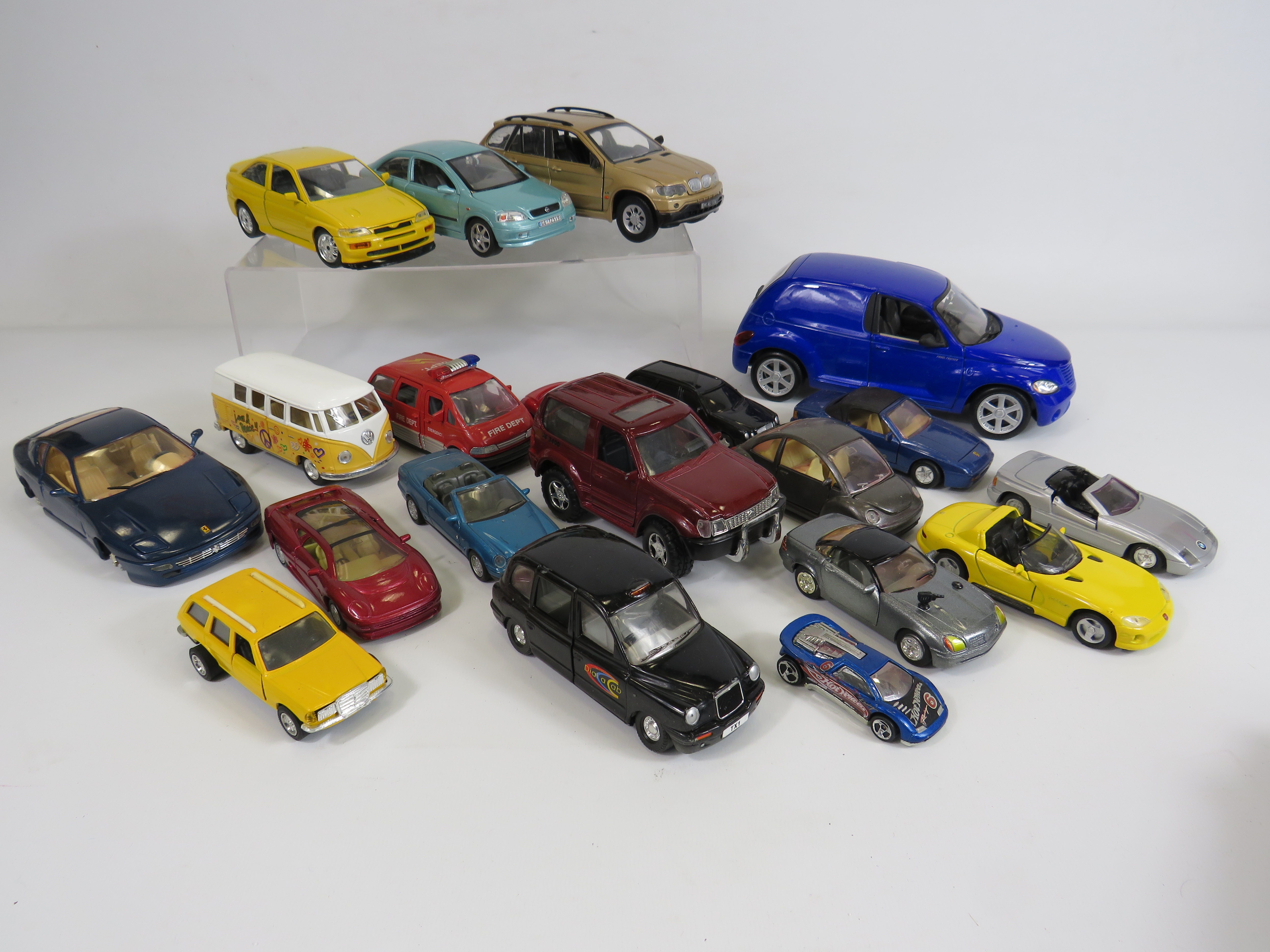 Selection of various diecast playworn vehicles by Maisto, Burago, Welly etc.