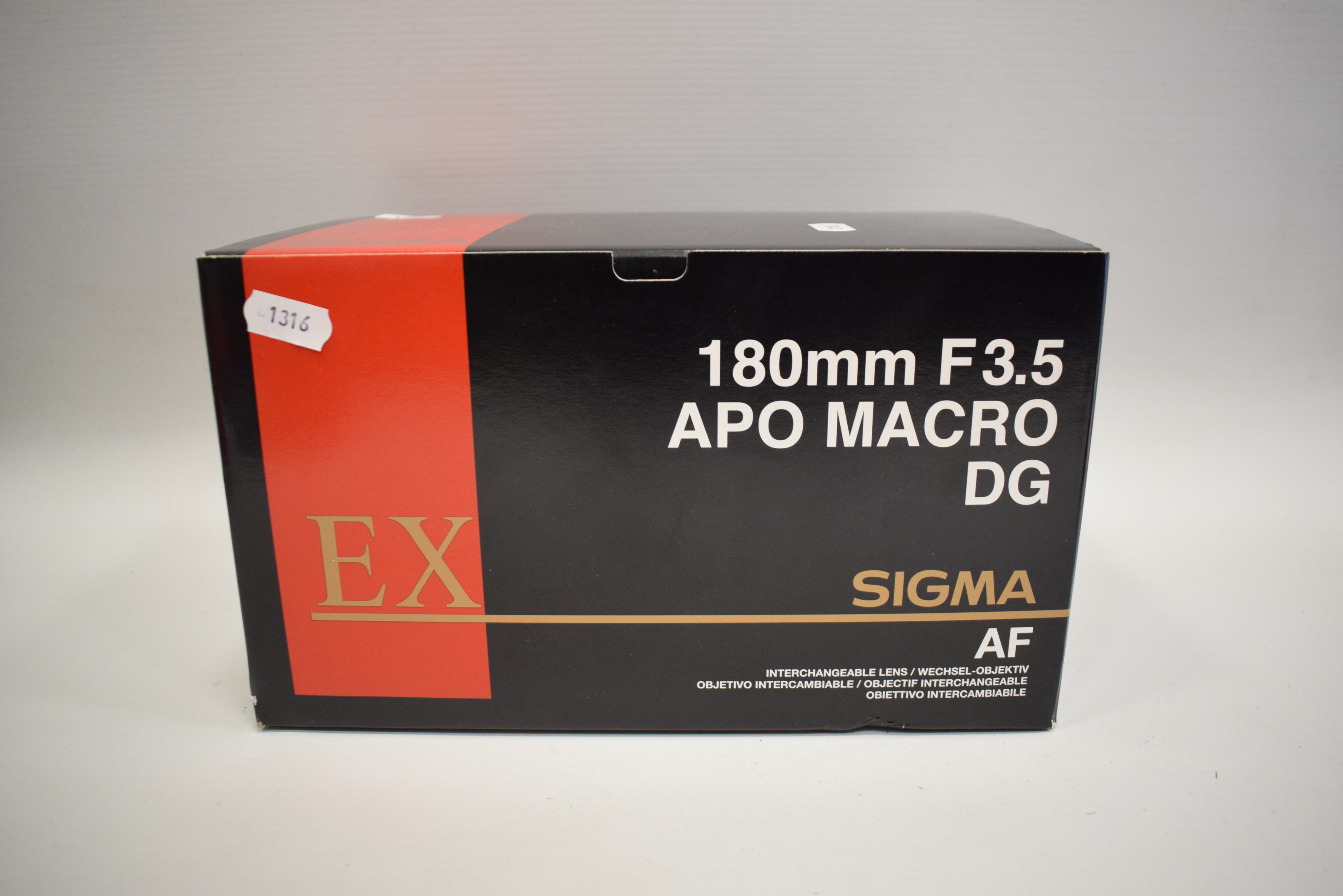 Sigma Macro DG18 F 3.5 Lens for use with Canon AF - Image 3 of 3