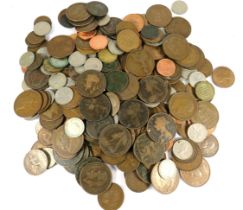 Approx 1.2 Kilos of Old UK Coins to include Victorian Pennies. See photos.