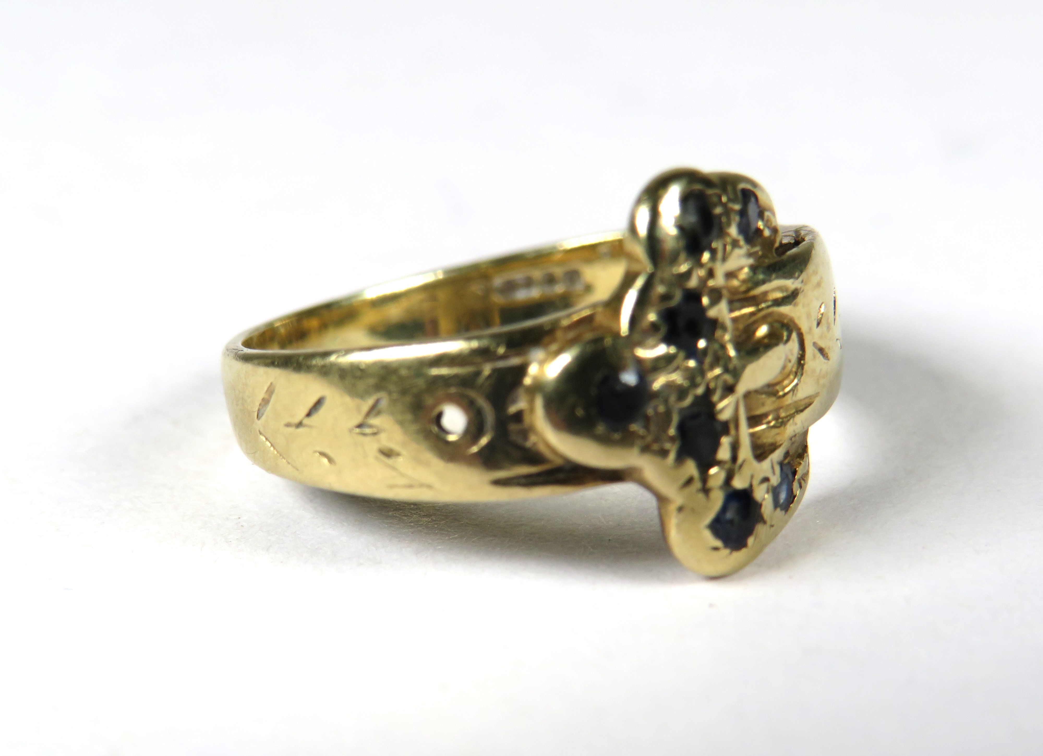 9ct Yellow Gold Belt Buckle Ring set with (worn) sapphires.   Finger size 'J'     2.3g - Image 2 of 3