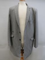 Gents long fitting 60% wool Jacket with flap pockets. Jacket size UK 44. See photos.