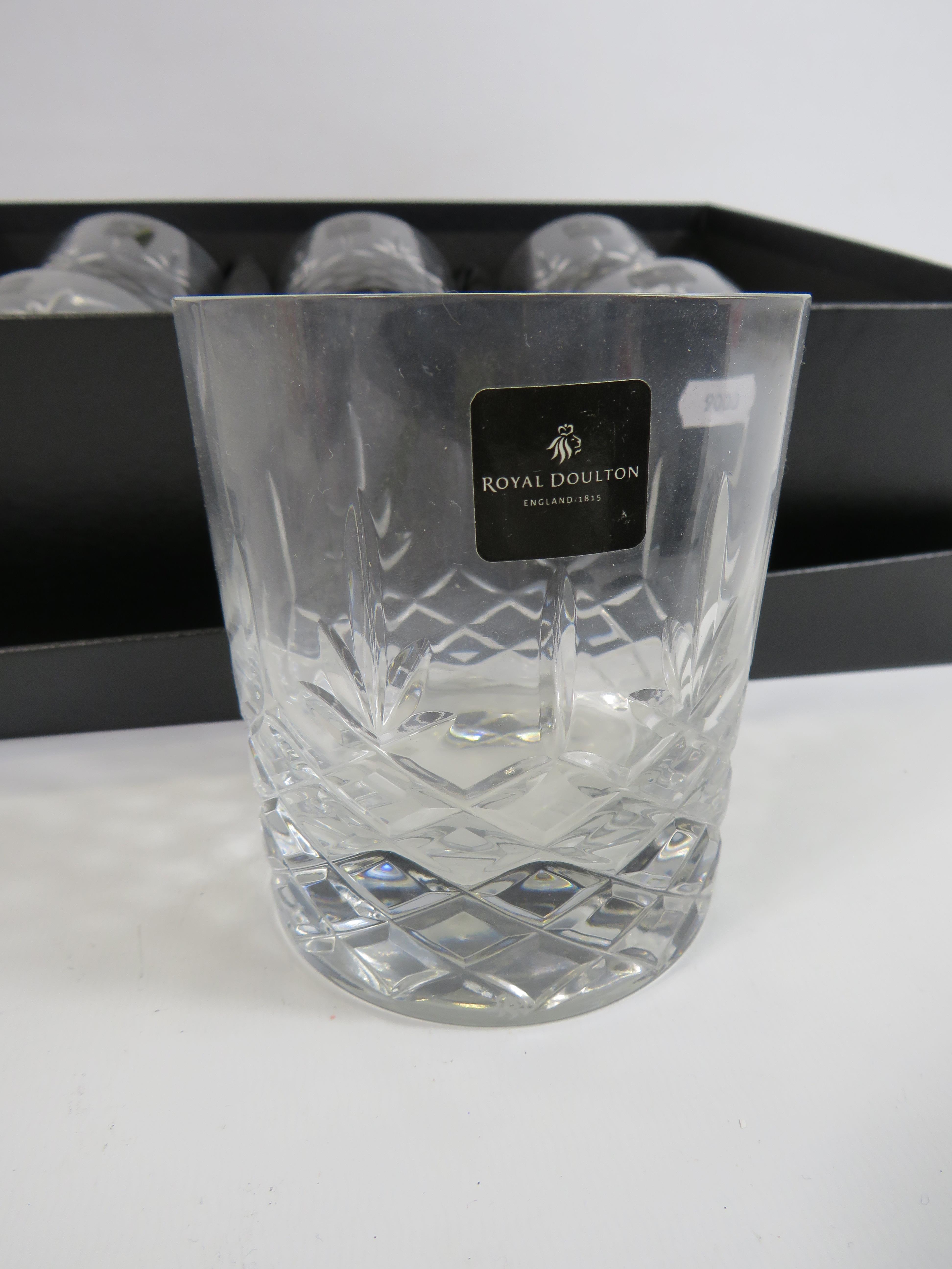 6 Large Royal Doulton whiskey tumblers in original box. - Bild 3 aus 3