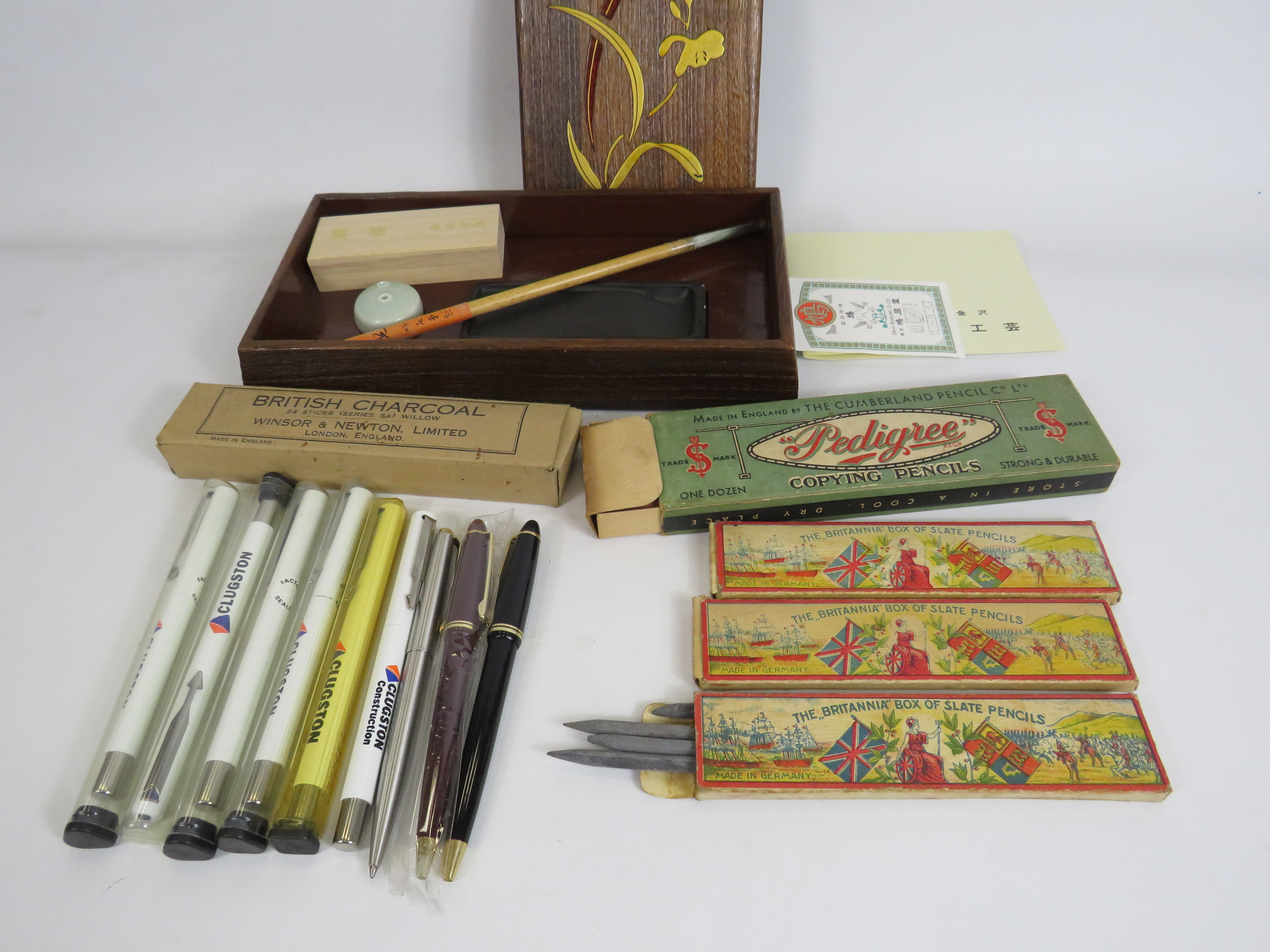 Mixed lot to include WW1 britanniaslate pencils, chinese art set, pens etc. - Image 2 of 3