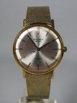 Sekonda De Lux, Vintage Gents Watch in running order. Gold tone strap. See photos. 