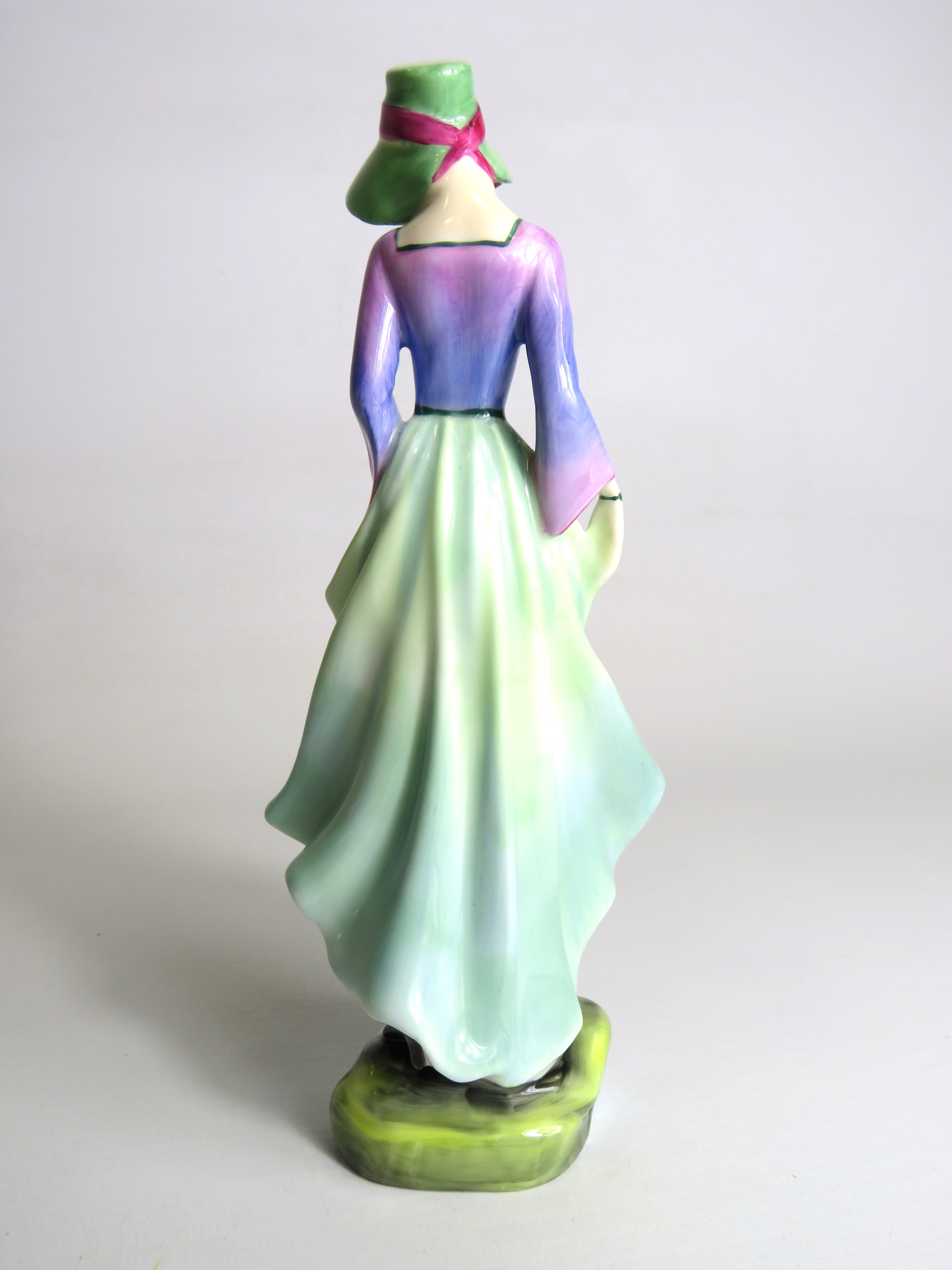 Royal Doulton figurine Polly HN3178, approx 20.5cm tall. - Image 2 of 3