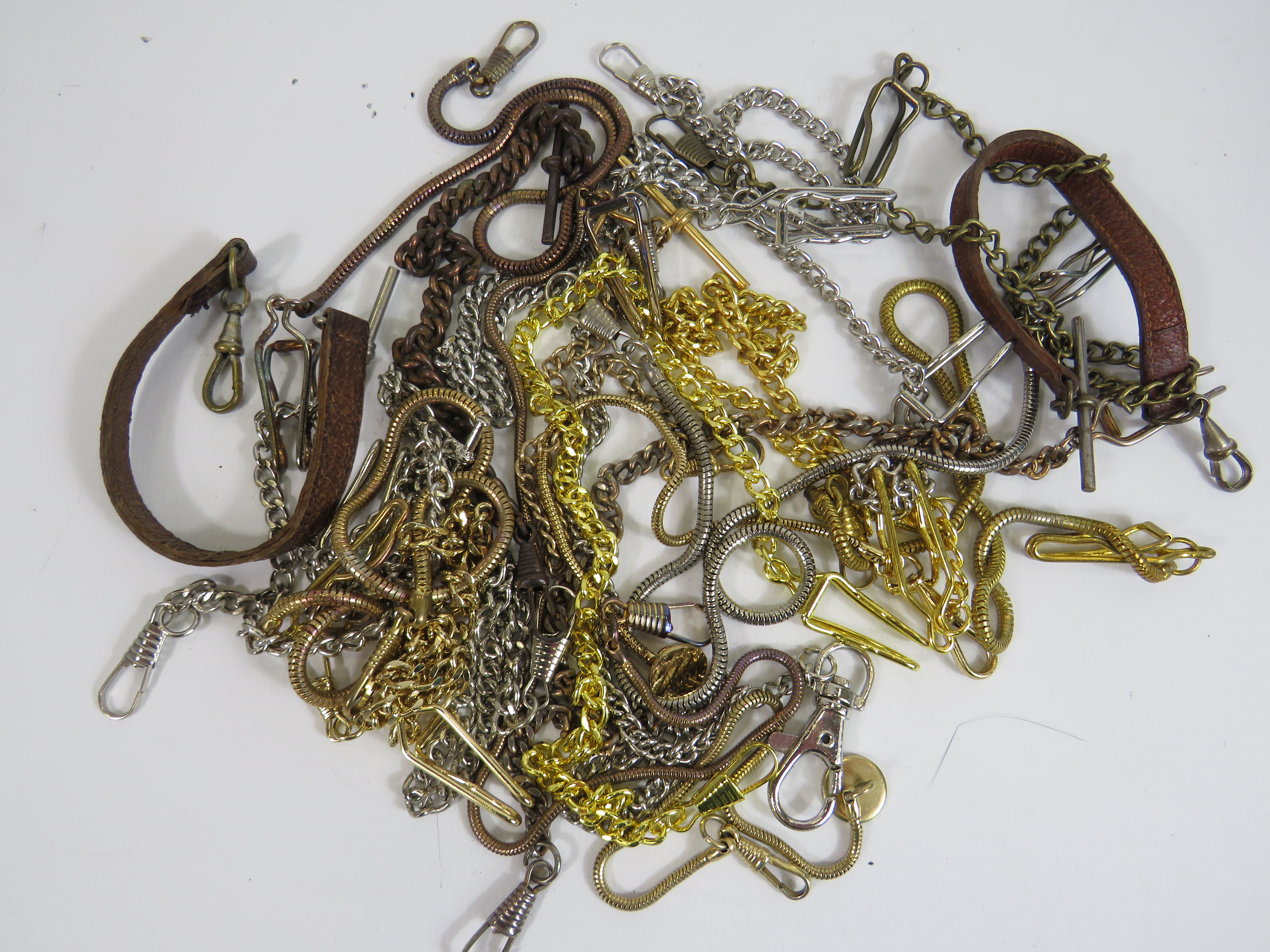 Job Lot Assorted POCKET WATCH CHAINS / ALBERTS Inc. Gold / Silver Tone Etc. x 20      406373