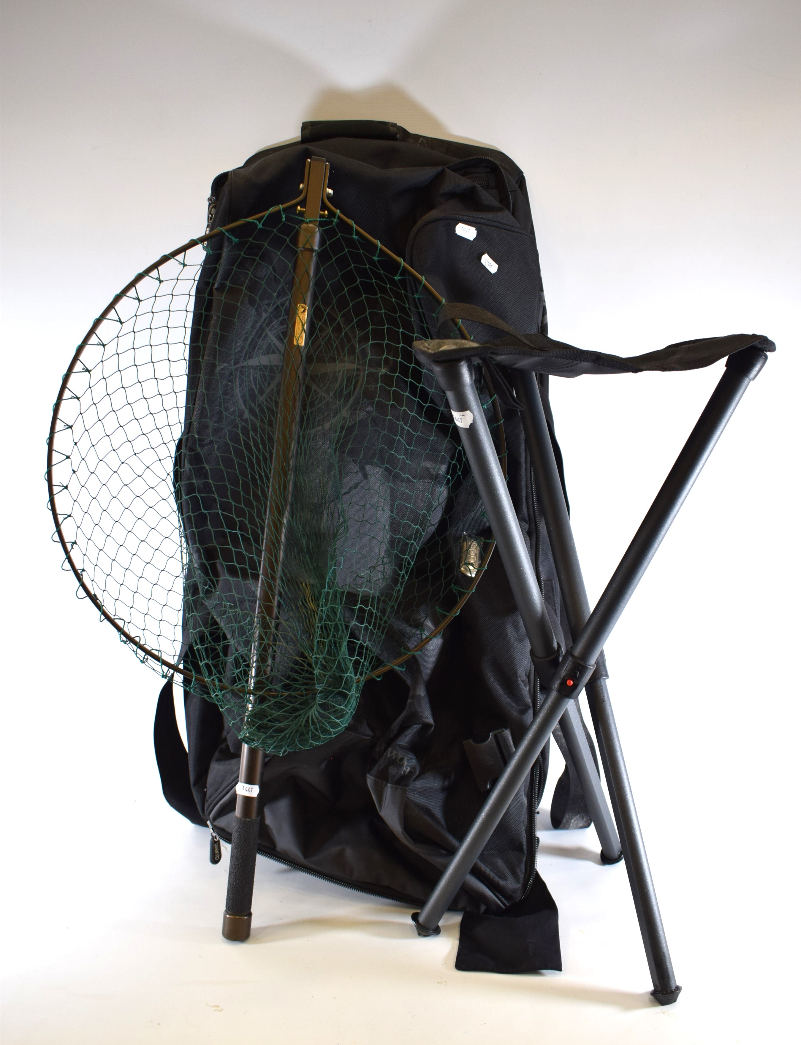 Folding Telescopic Trout Net, High Quality General Tackle Bag plus a Folding Tripod Fishing stool - Image 2 of 4