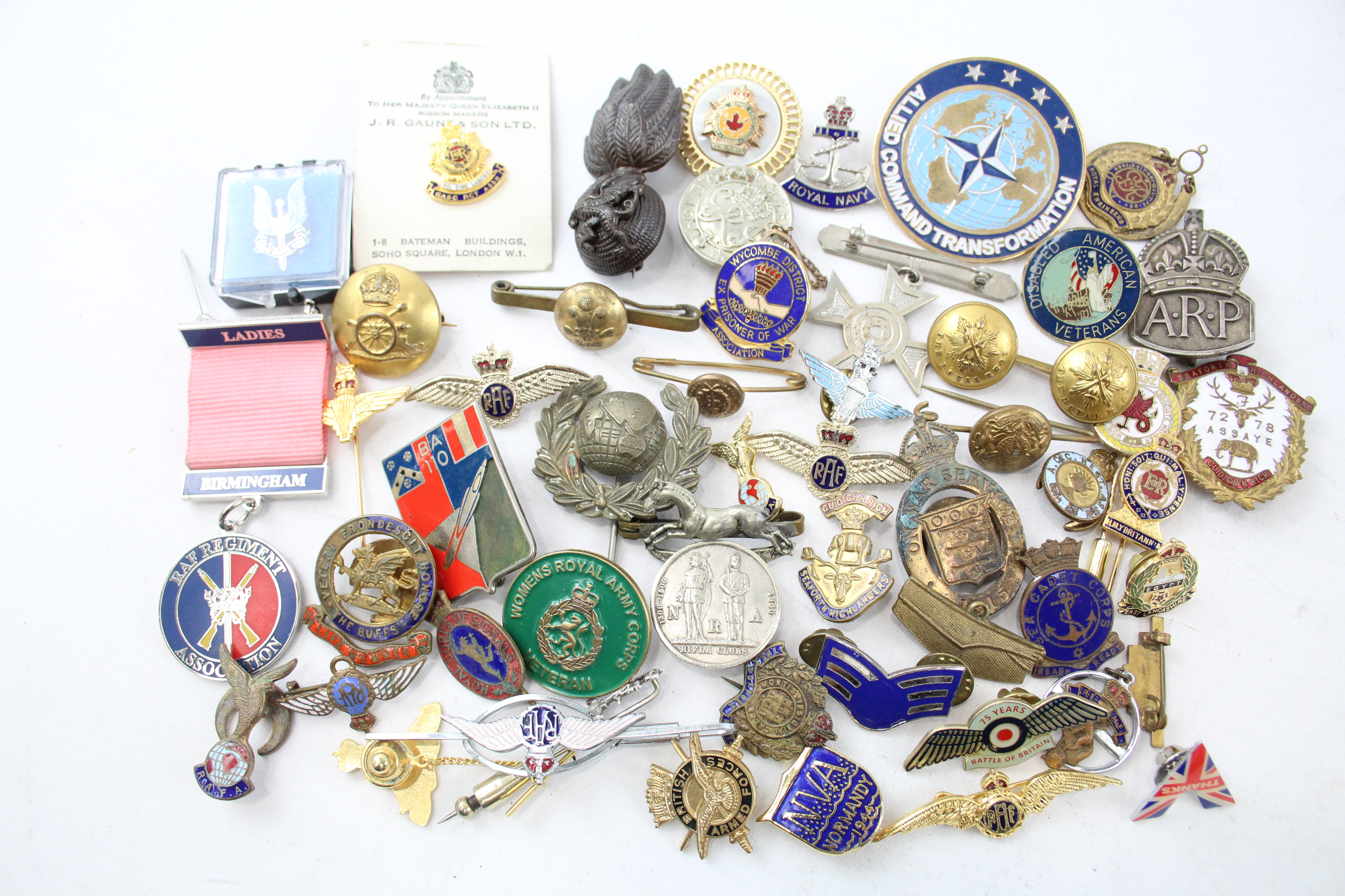 Mixed lot of Military Lapel and Sweetheart Badges to inc. Royal Navy, S.A.S . R.A.F etc. 2341437