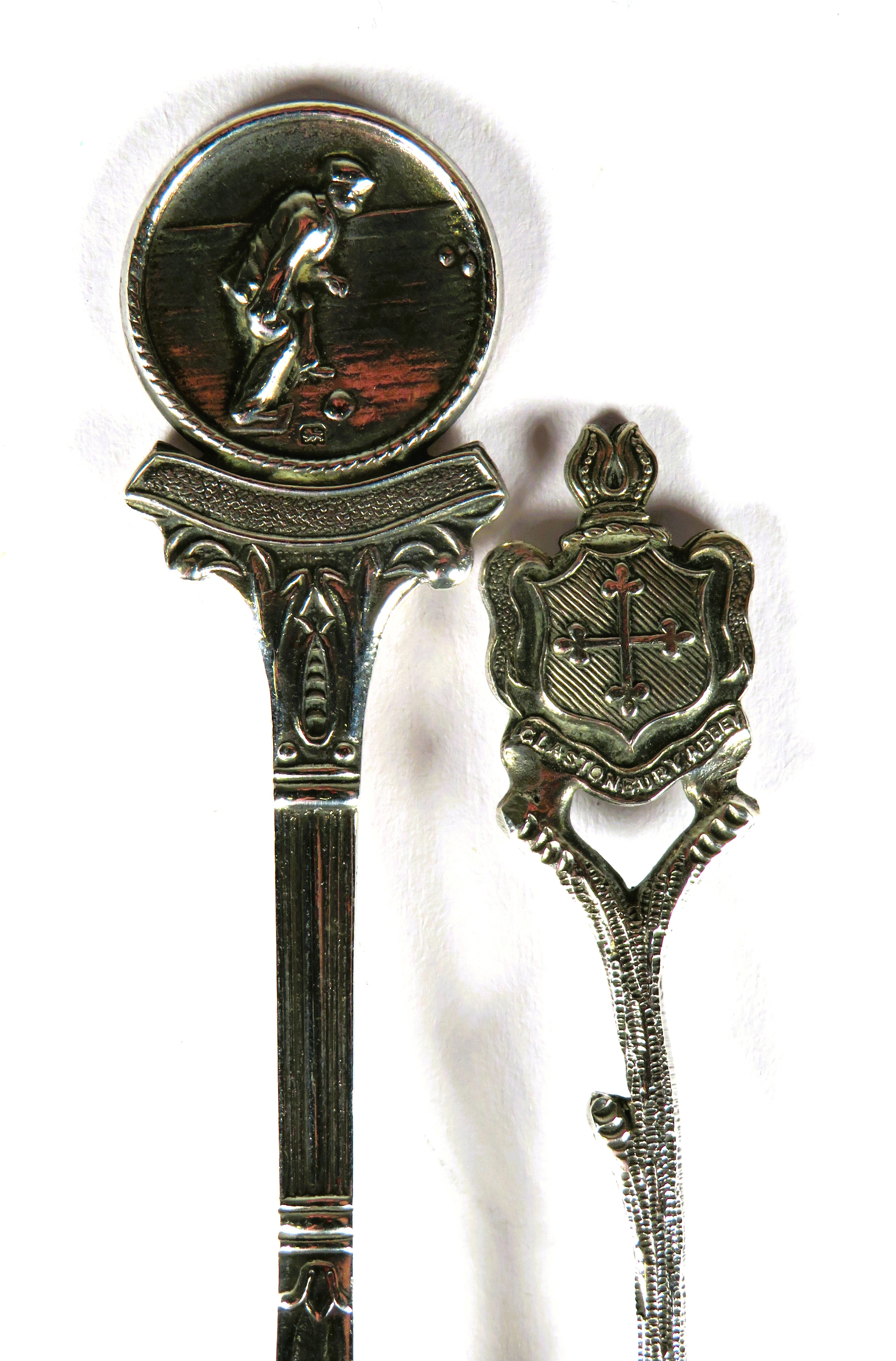 Two Interesting collectable Silver teaspoons.   Total weight 21.9g.  See photos.  - Image 3 of 3