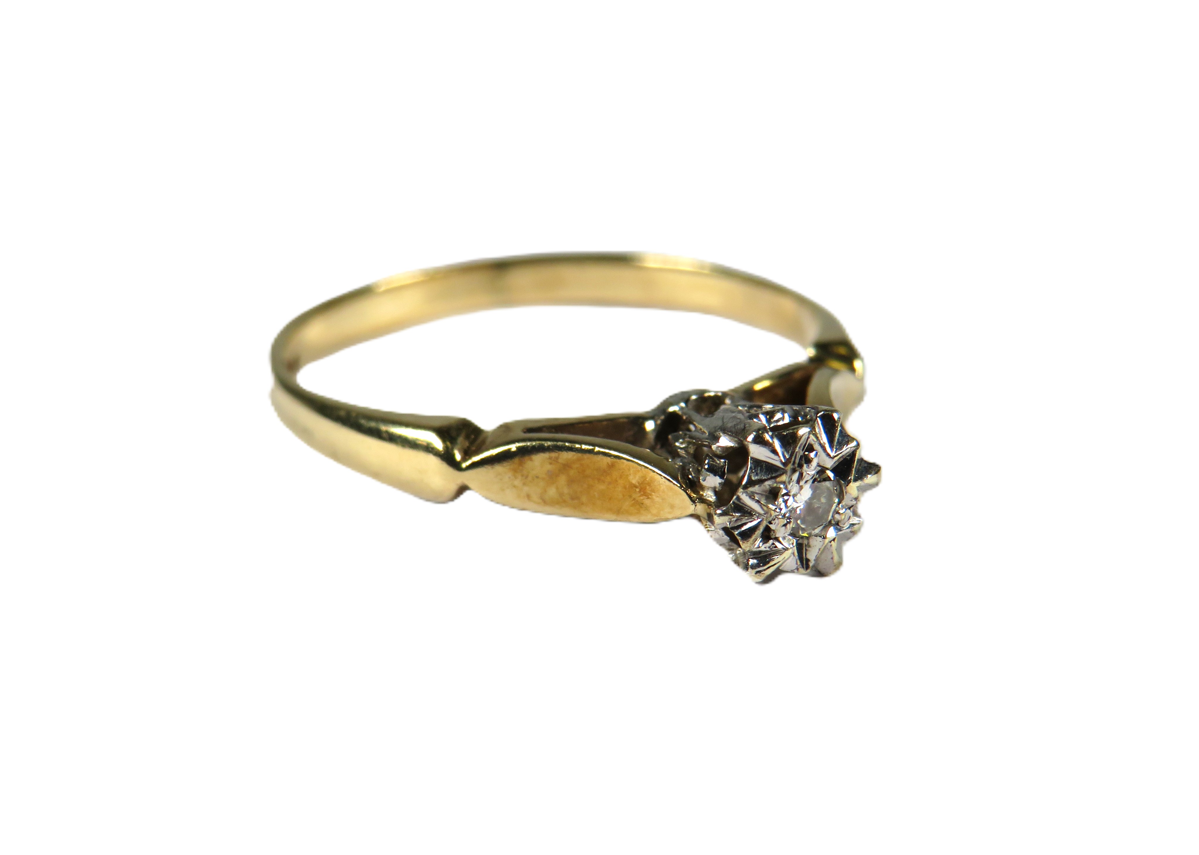 9ct Yellow Gold Diamond Solitaire Ring.  Finger size 'K'  1.3g - Image 2 of 3