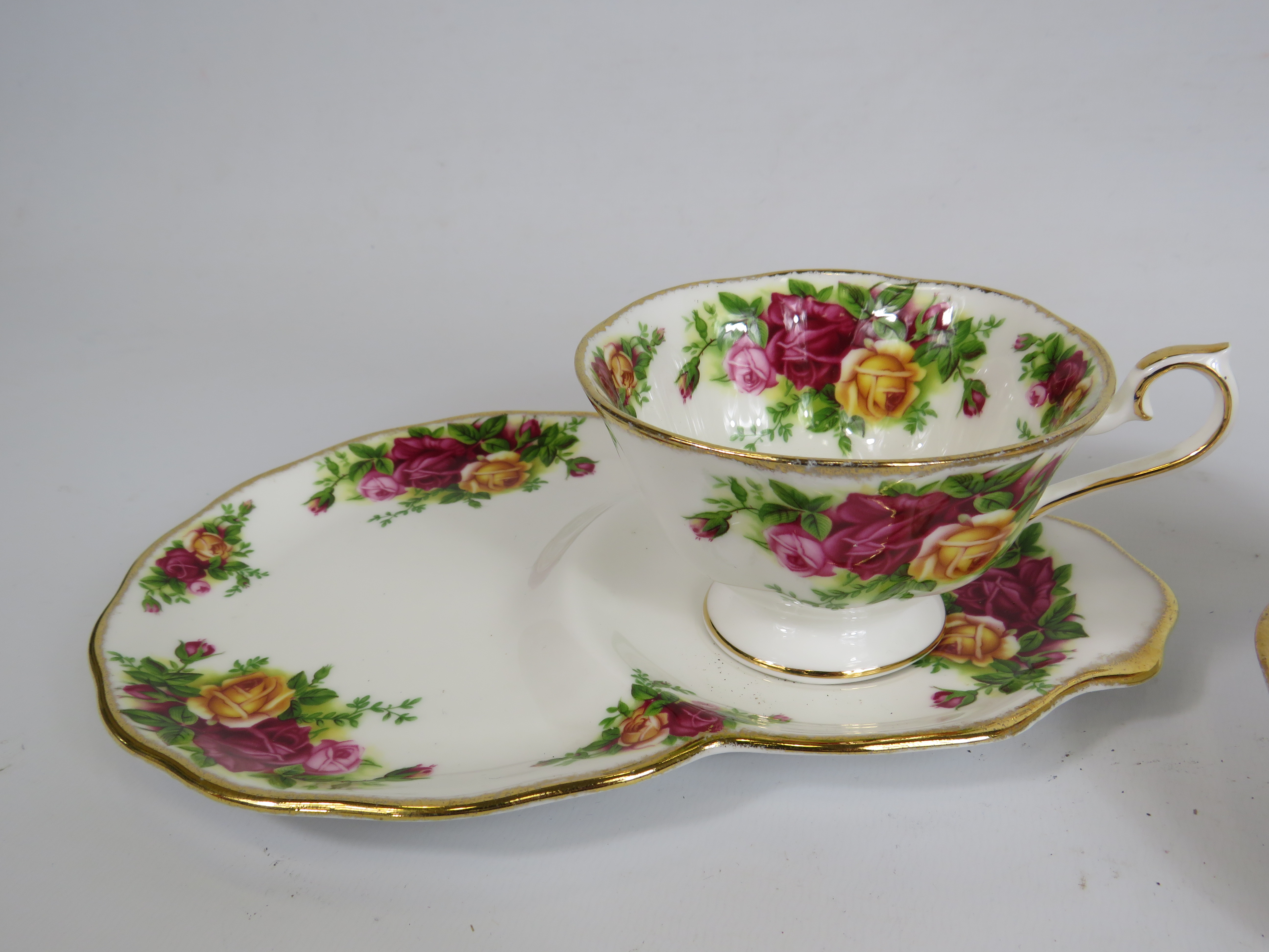 2 Royal Albert old country roses tennis sets and a Peach damask cup and saucer. - Image 2 of 4