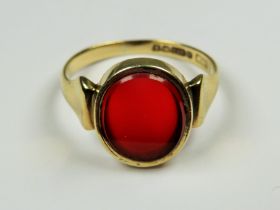 9ct Yellow Gold, Carnelian set ring. Finger size 'Q-5' 3.0g