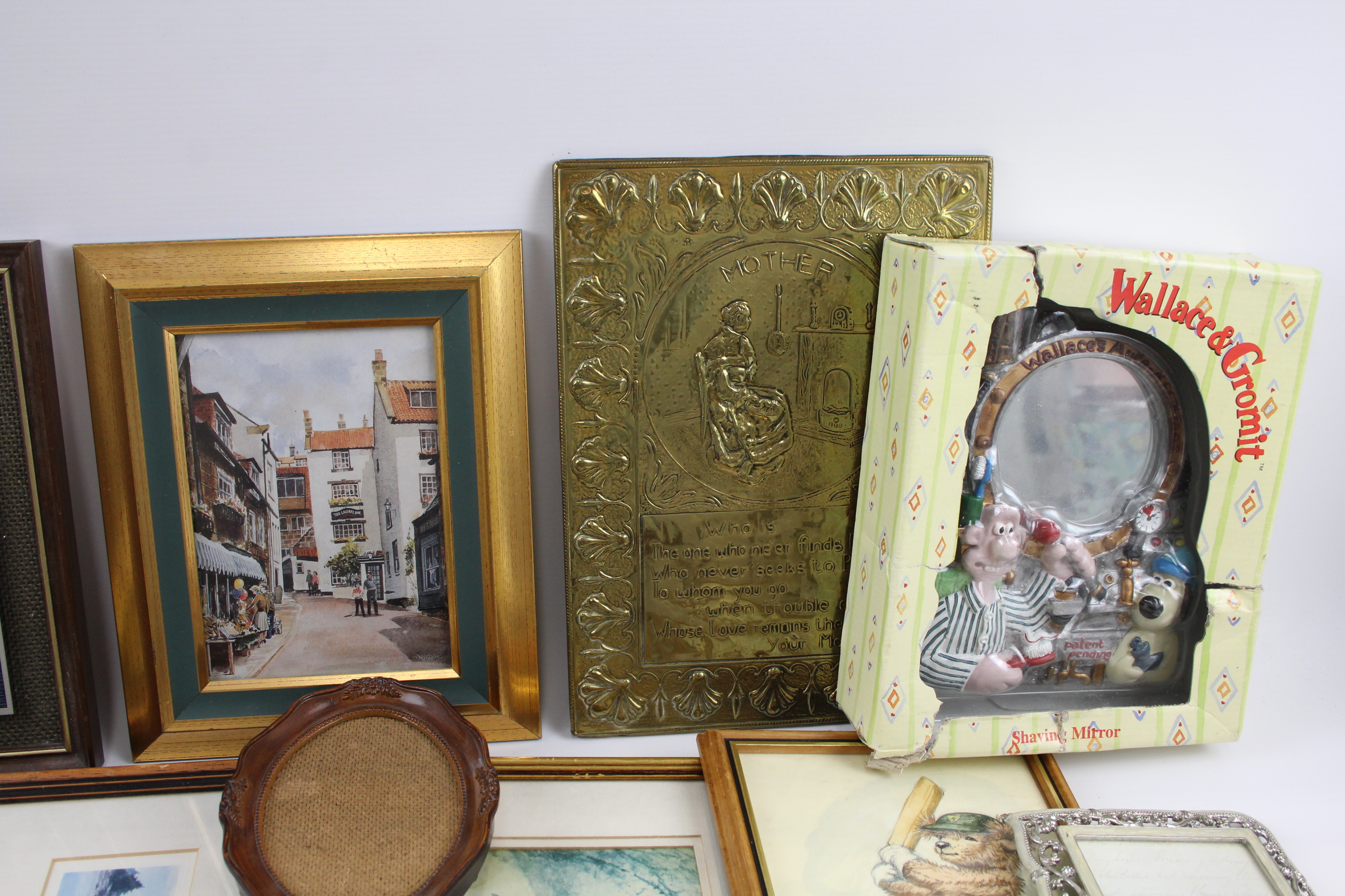 Picture Frames / Art / Prints Job Lot Inc Teddy Playing Cricket - Red Arrows Etc 561311 - Image 5 of 7