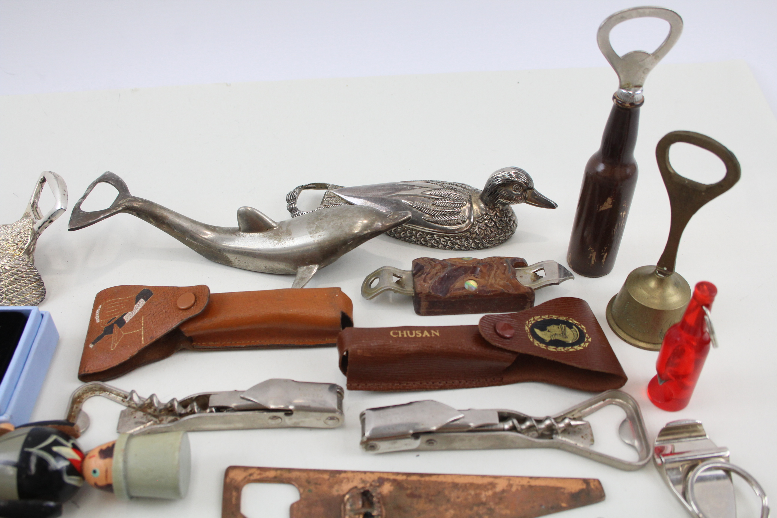 36 x Novelty Bottle Openers Inc Duck Dolphin Silver Plated Vintage Carved Wood 2148515 - Image 3 of 7