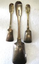 Three Antique Georgian Irish silver Caddy Spoons with Dublin Hallmarks.. Total Silver Weight 63g