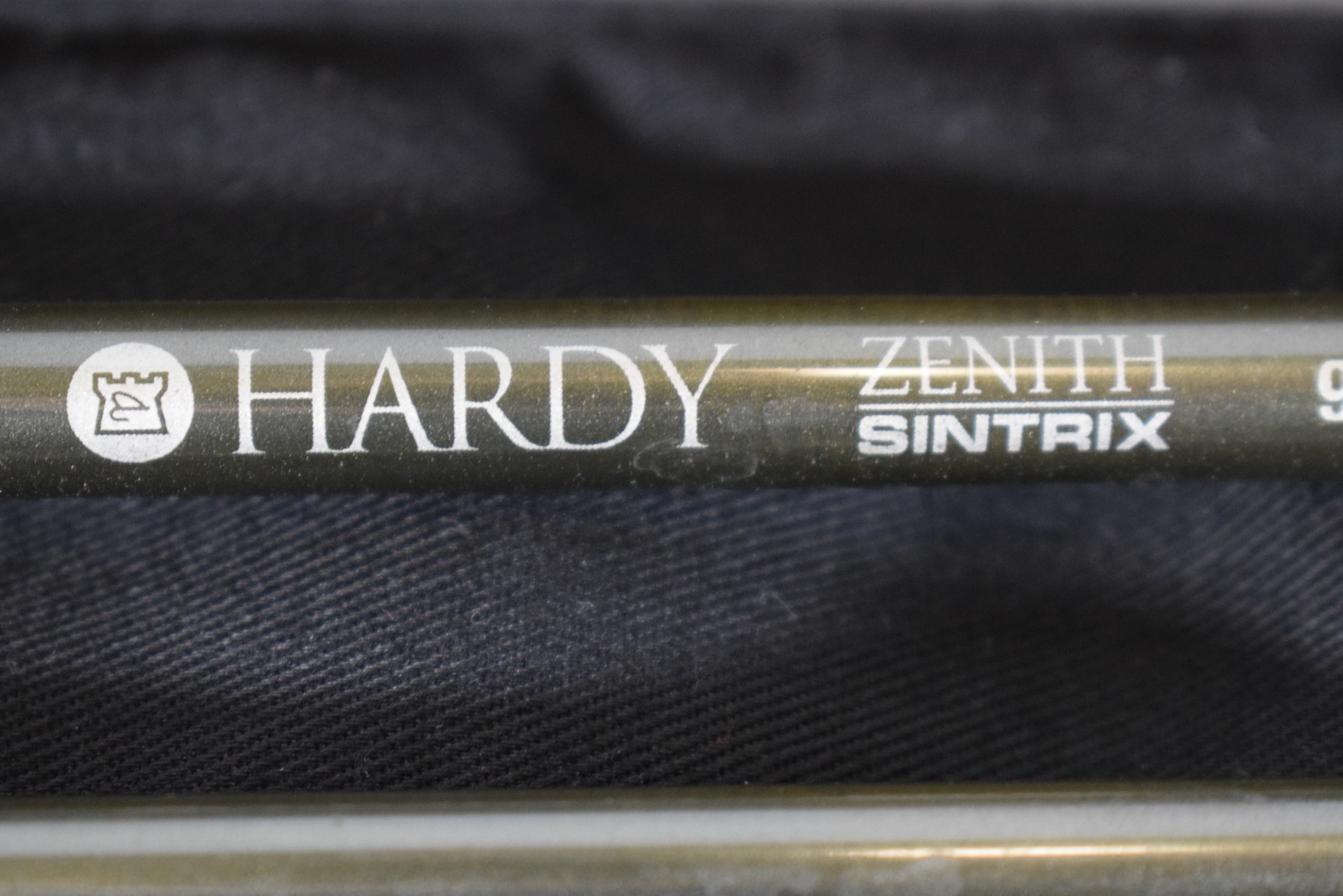 Hardy Zenith Sintrix four piece 9ft Fly Rod with hard carry case.  - Bild 2 aus 3