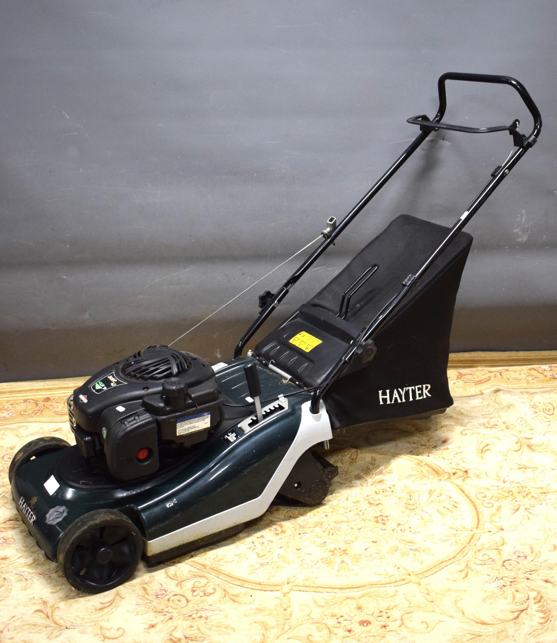 Haita petrol Lawnmower with Briggs & Stratton Engine. Untested condition with Compression.   See pho