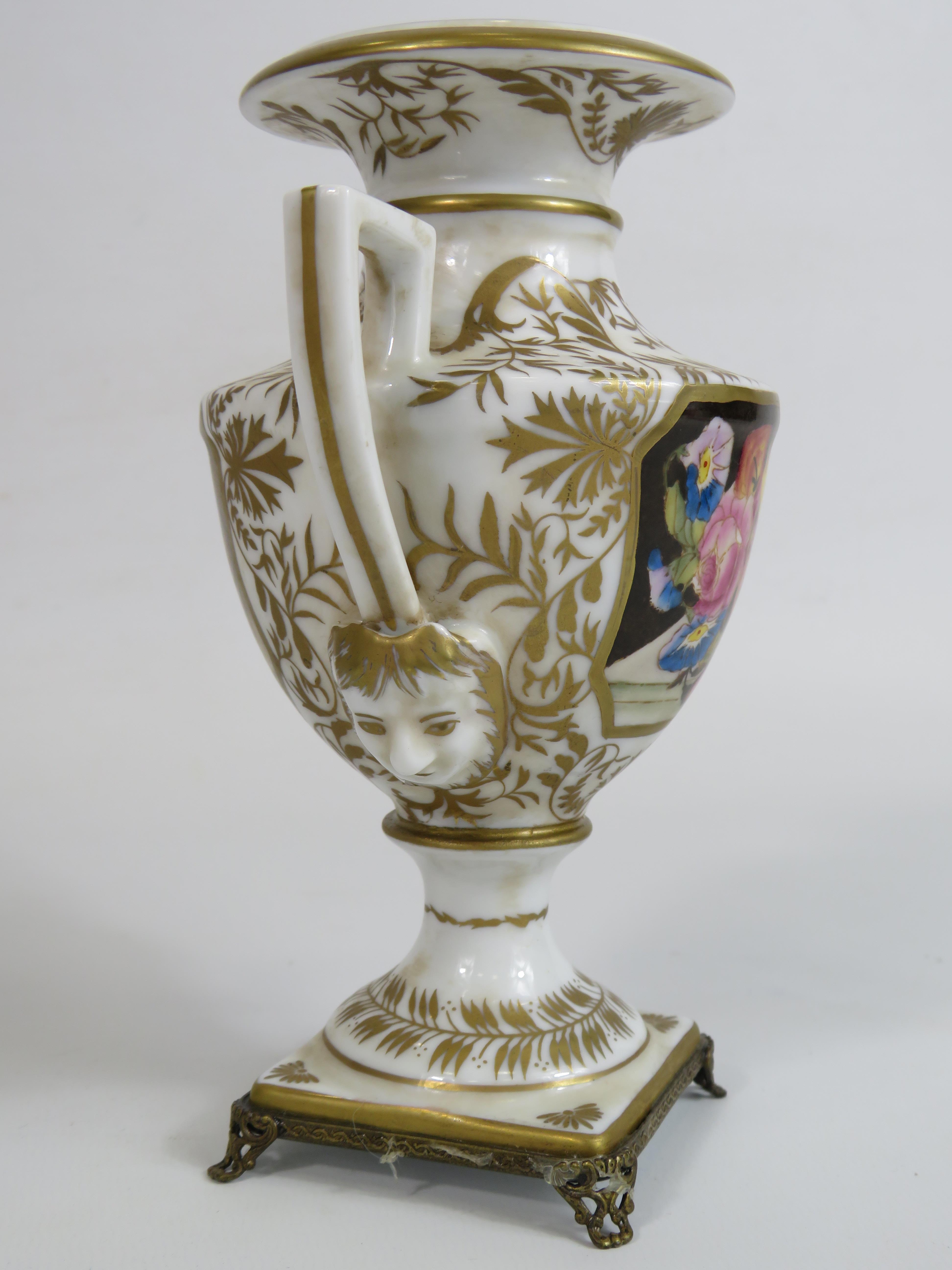 Meissen style twin handle vase sitting on brass feet, 16cm tall. - Image 3 of 4