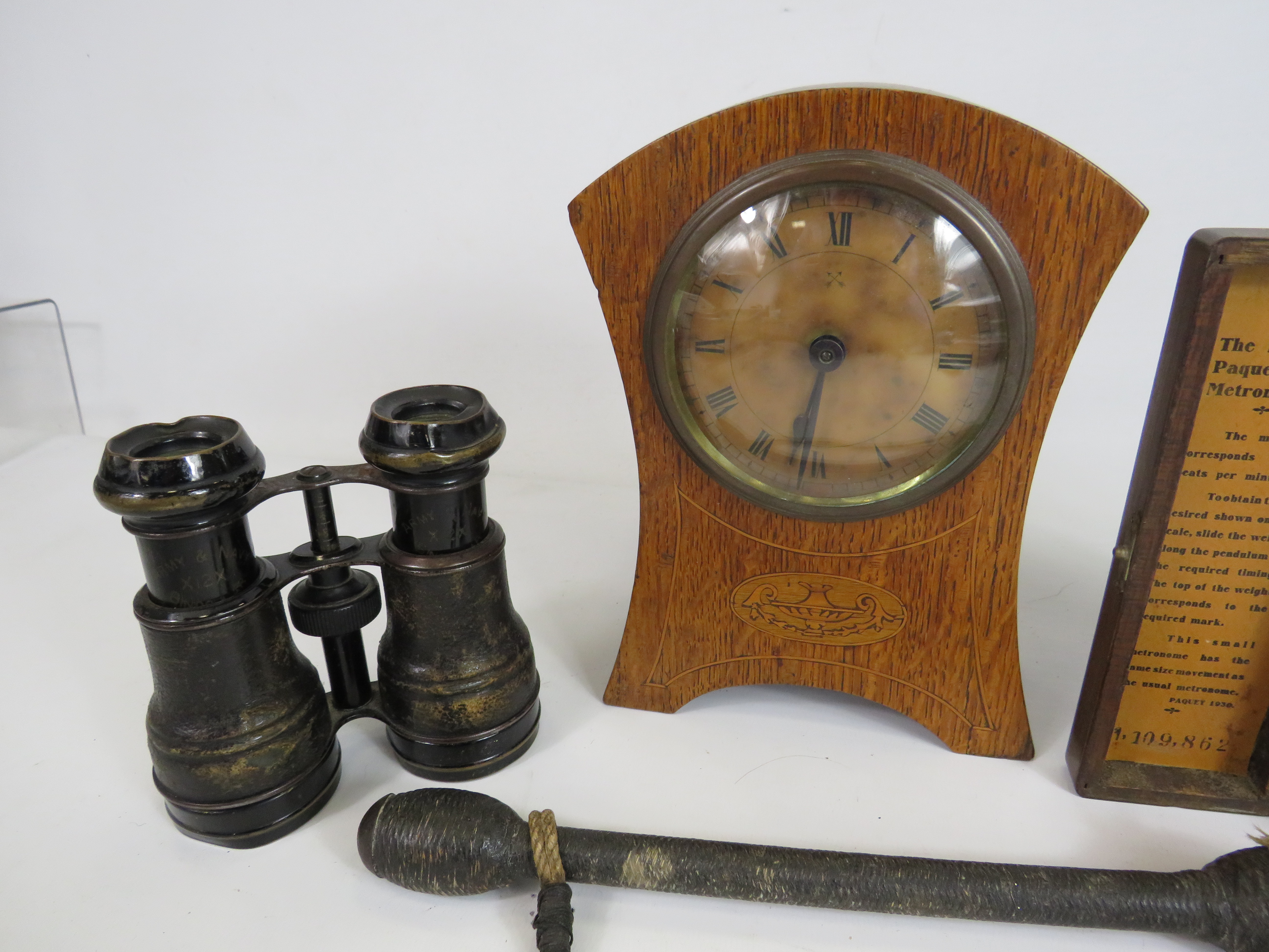 Wooden mantle clock in working order, Paquet metronome, antique black jack cosh and vintage - Bild 3 aus 3