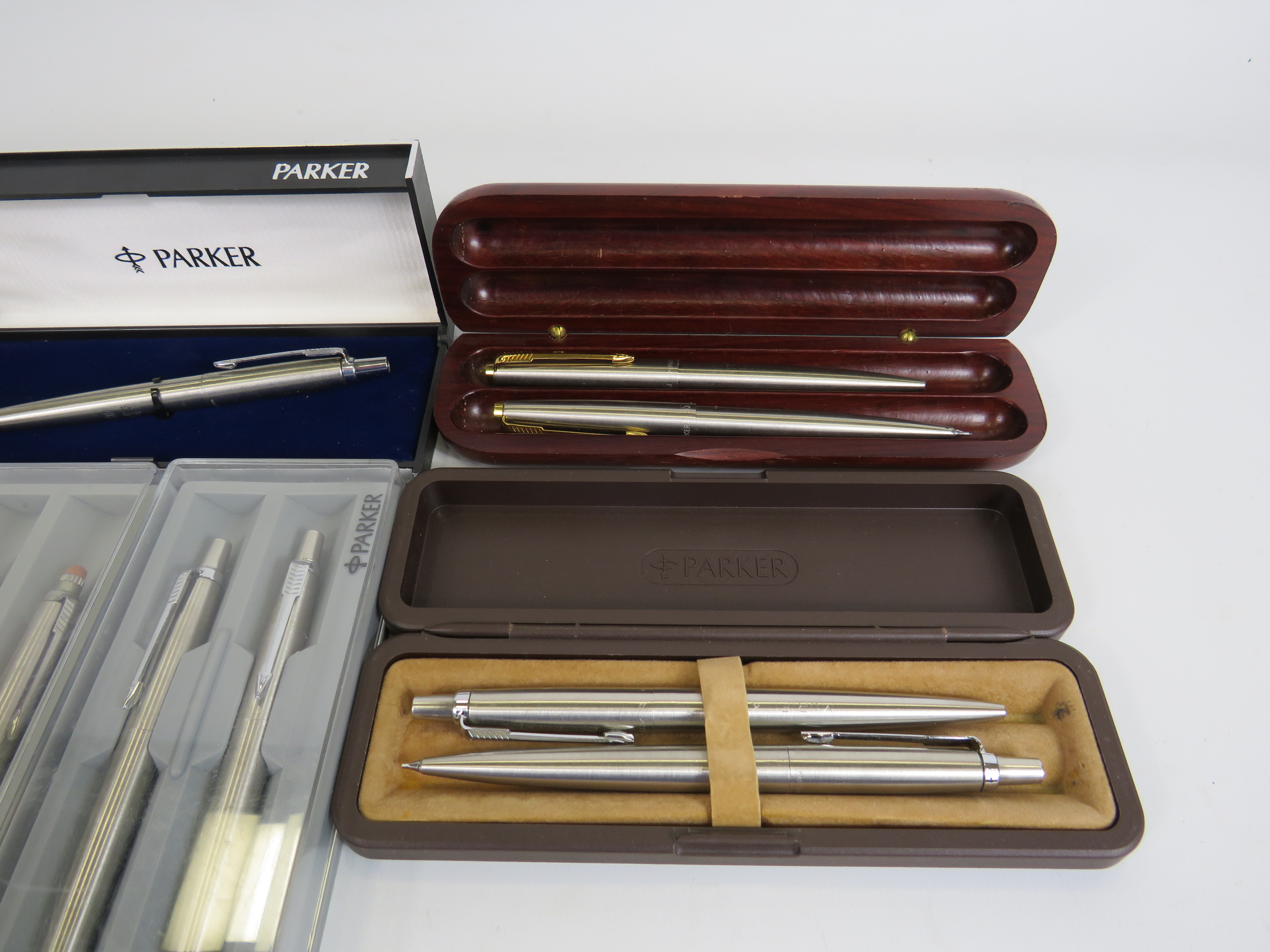 4 brushed metal Parke rballpoint pen and pencil sets plus one single pen all with boxes. - Image 3 of 4