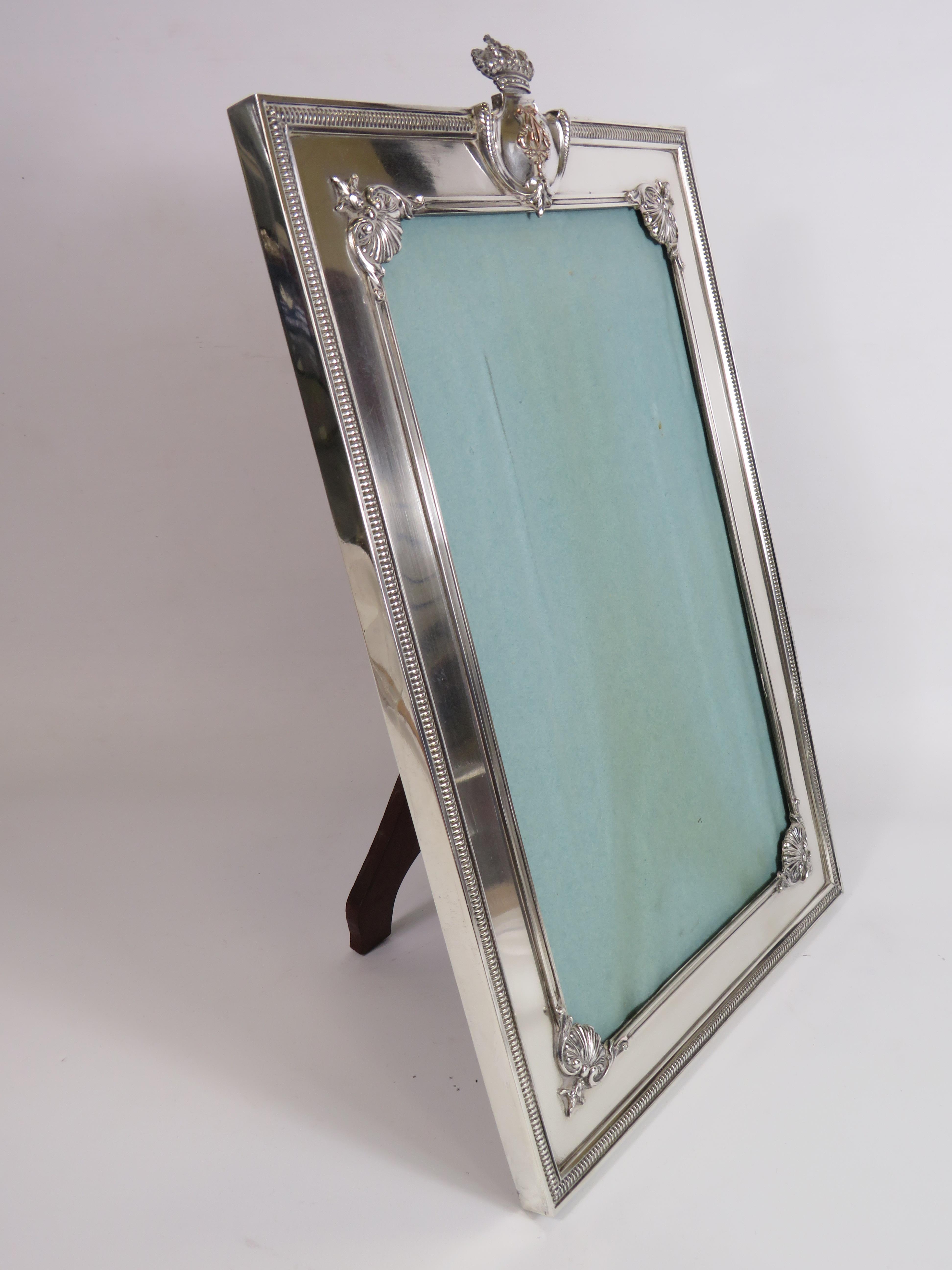 Large silver plated picture frame, 17" by 11.5". Requires new glass. - Image 3 of 5