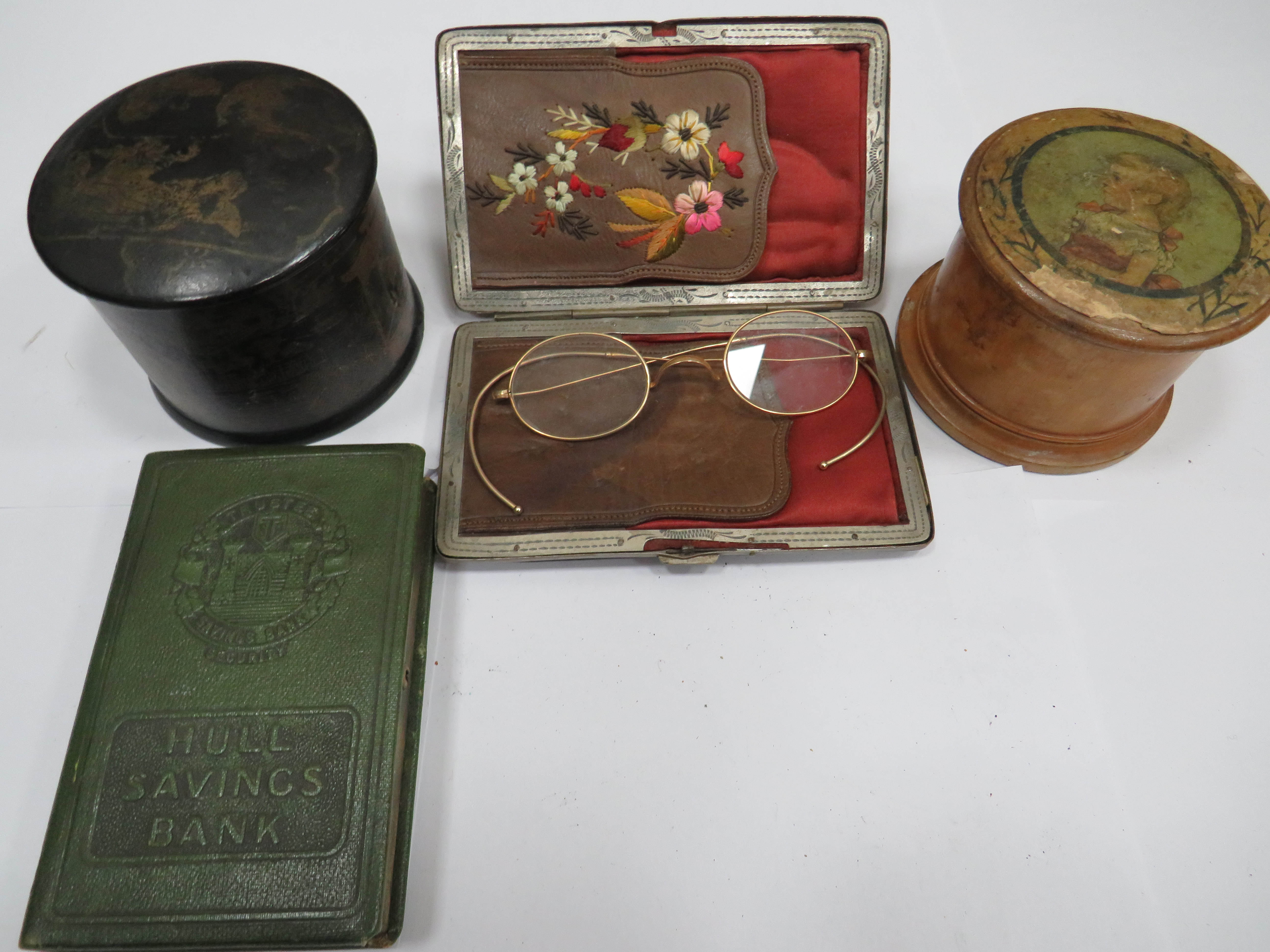 Mixed lot to include vintage spectacles case with Rolled Gold specs, Hull Savings bank book (no key)