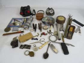 Interesting mixed collectables lot including fountain pens, pen knives, seal stamp, engineering