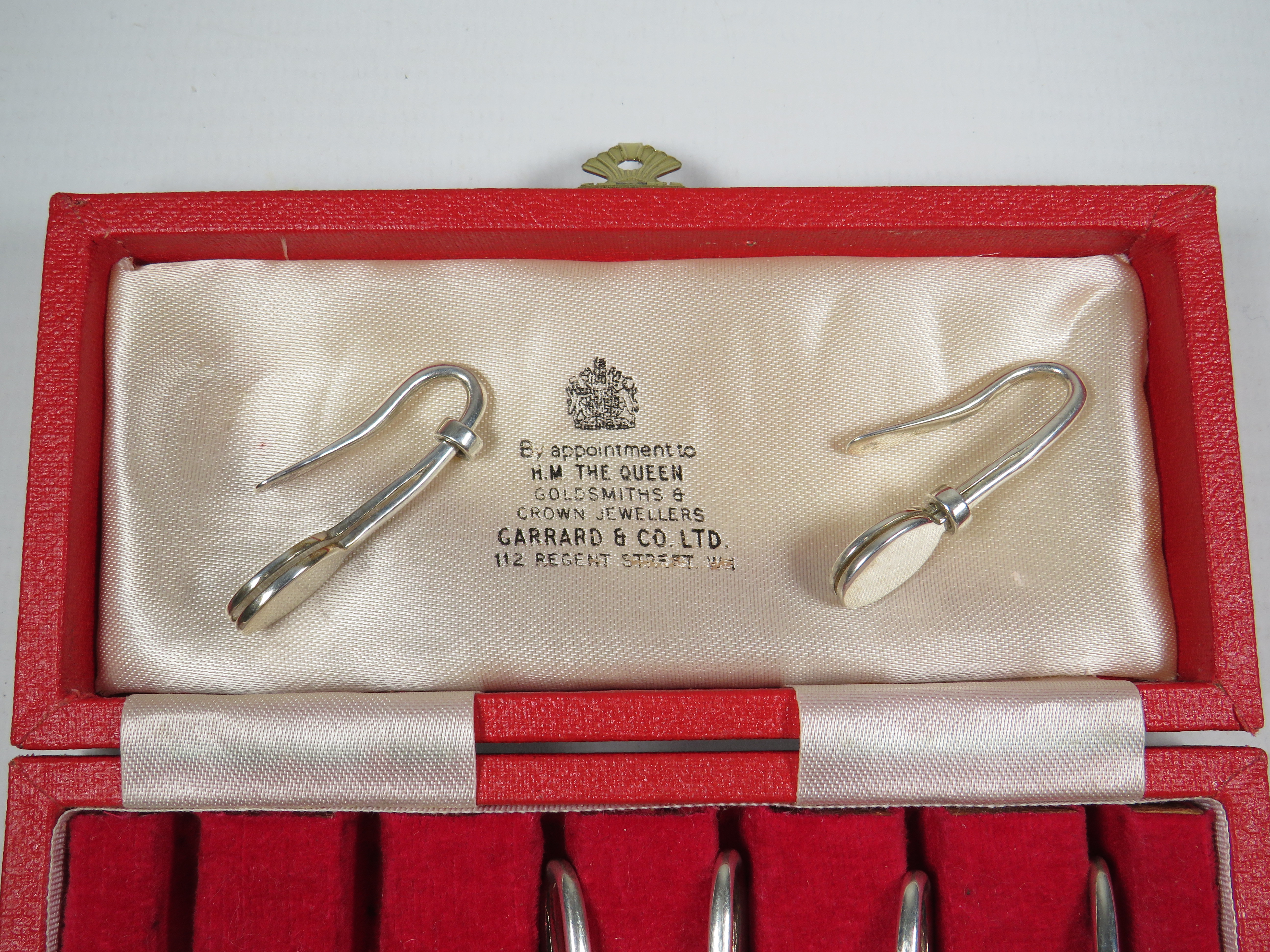 Set of Six 925 Silver Napkin holders in original box by Garrards Jewellery. Silver weight 41.3g - Image 2 of 3