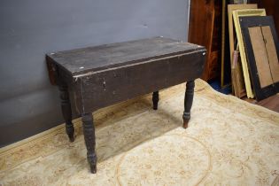 Victorian Overpainted pine dropleaf table. See photos. S2