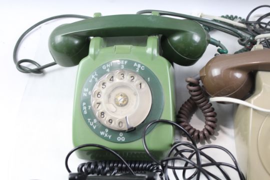 Vintage Rotary Telephones 1960s 1980s Untested 574540 - Image 5 of 6