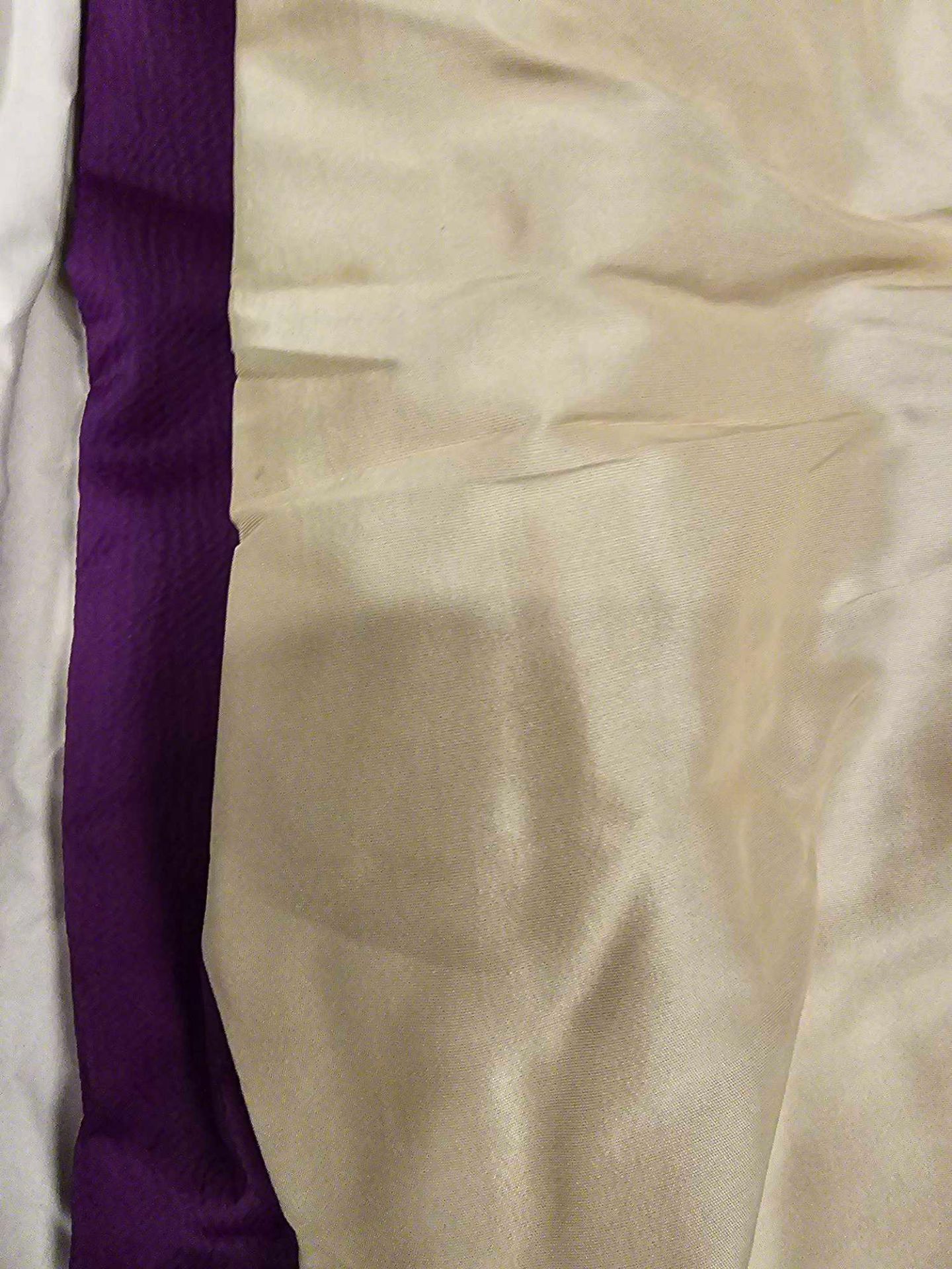 A Pair Of Cream Silk Drapes Purple Striped Edge Tie Backs Purple Pelmet Size -cm 190 x 243 Ref Dorch - Image 4 of 4