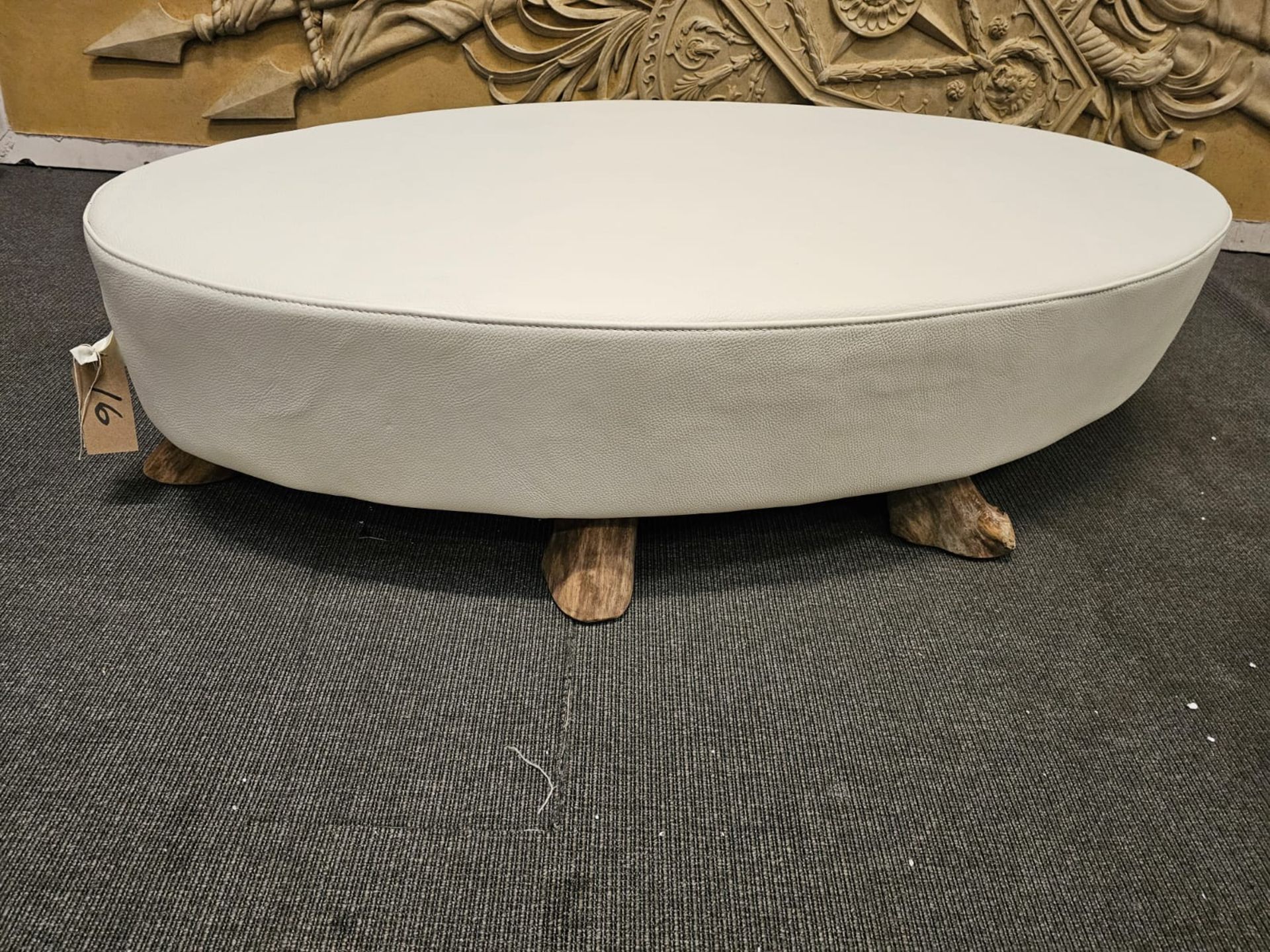 Bleu Nature Fo85 White Pebble Seekoo Oval Footstool With DriftwoodÃ£â€š Legs 121 x 60 x 30cmbleu