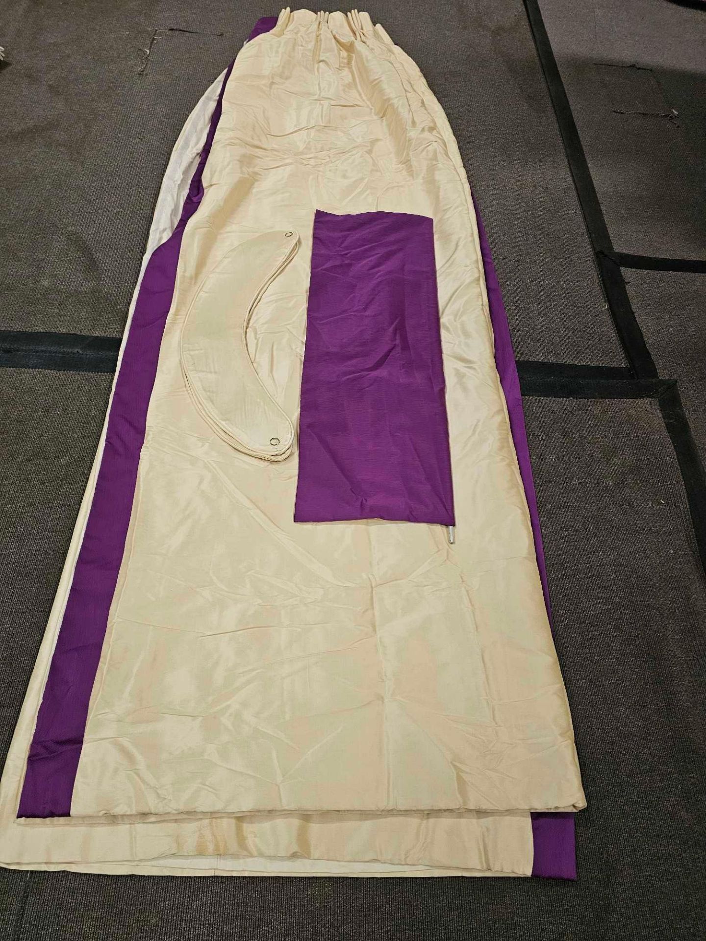 A Pair Of Cream Silk Drapes Purple Striped Edge Tie Backs Purple Pelmet Size -cm 190 x 243 Ref Dorch