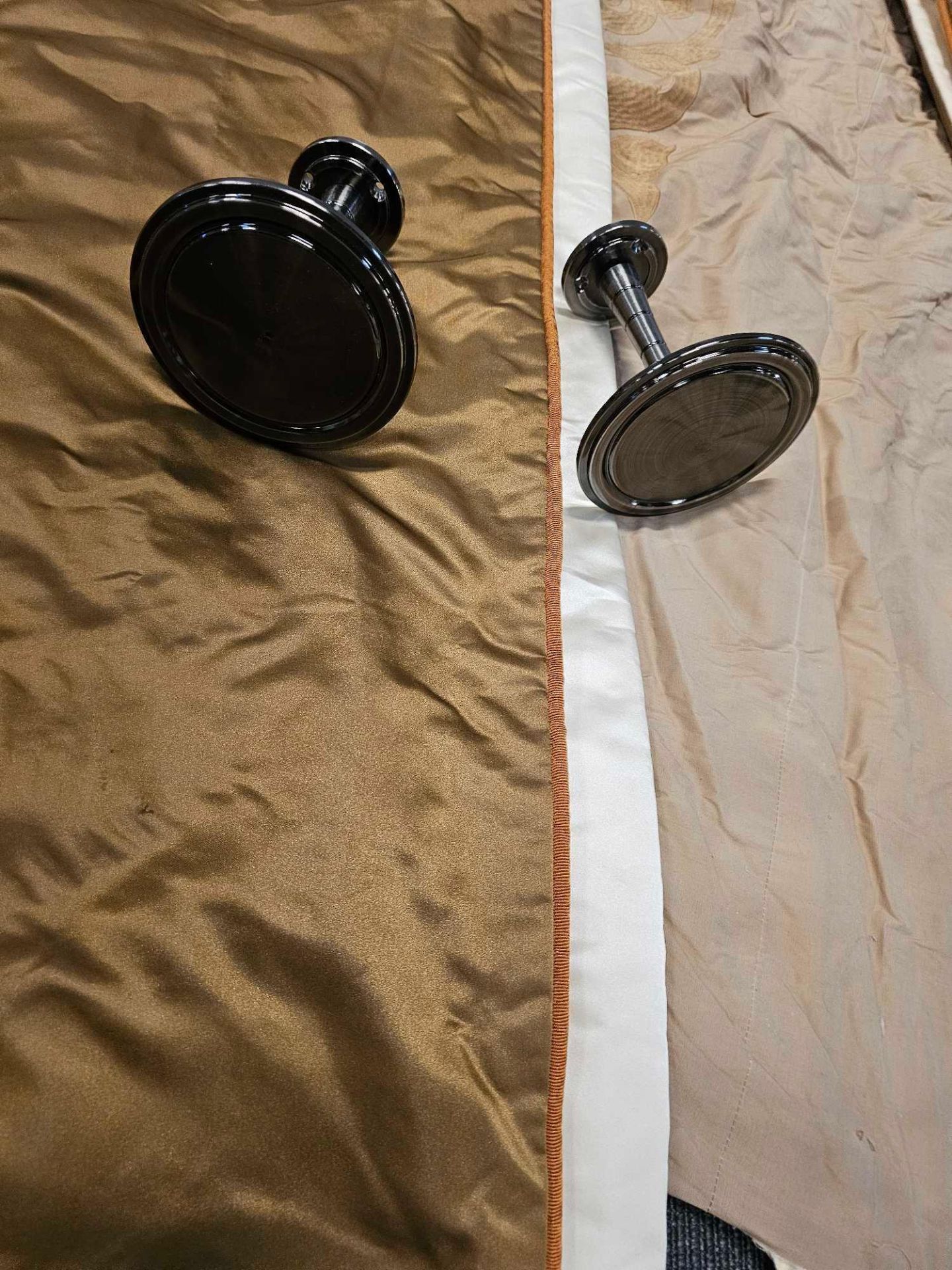 A Pair Of Bed Drapes Silk Brown / Cream Size -cm 116 x 305 Tie Back Metal Ref Dorch 64 - Image 2 of 3