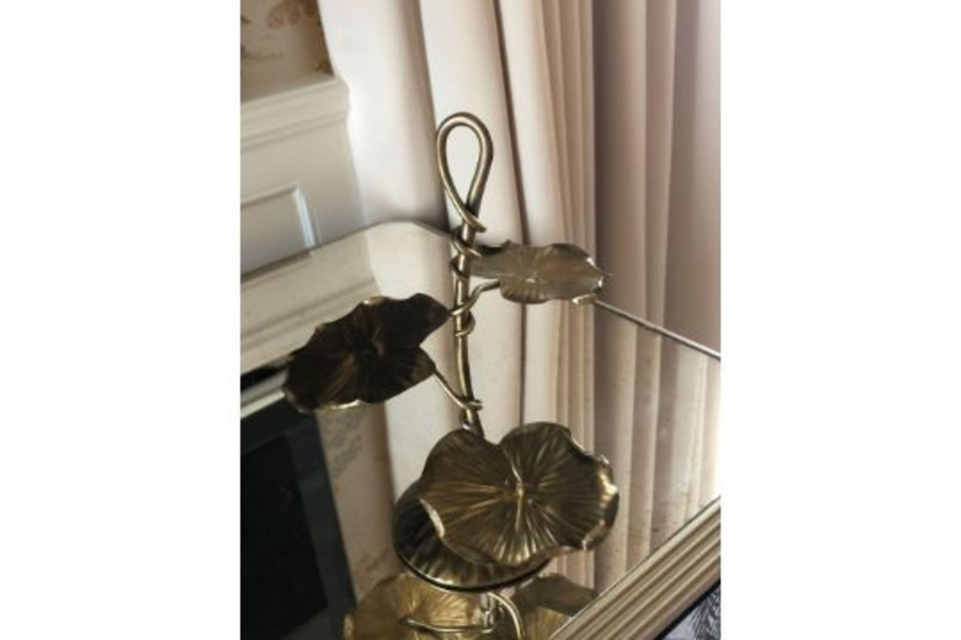Jay Strongwater Three Tiered Lily Pad Stand Display Brass 26cm - Image 2 of 2