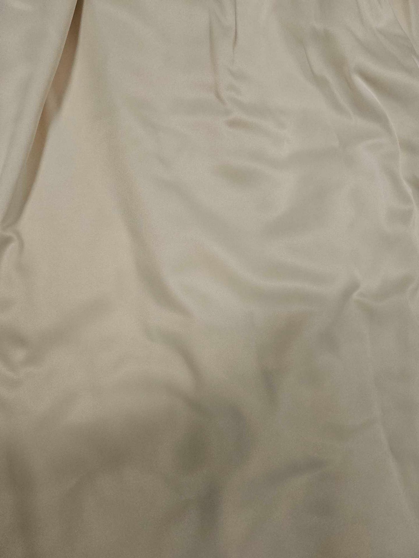 Pair Silk Cream DrapesSize -cm 234 x 267 Ref Dorch 69 - Bild 3 aus 3