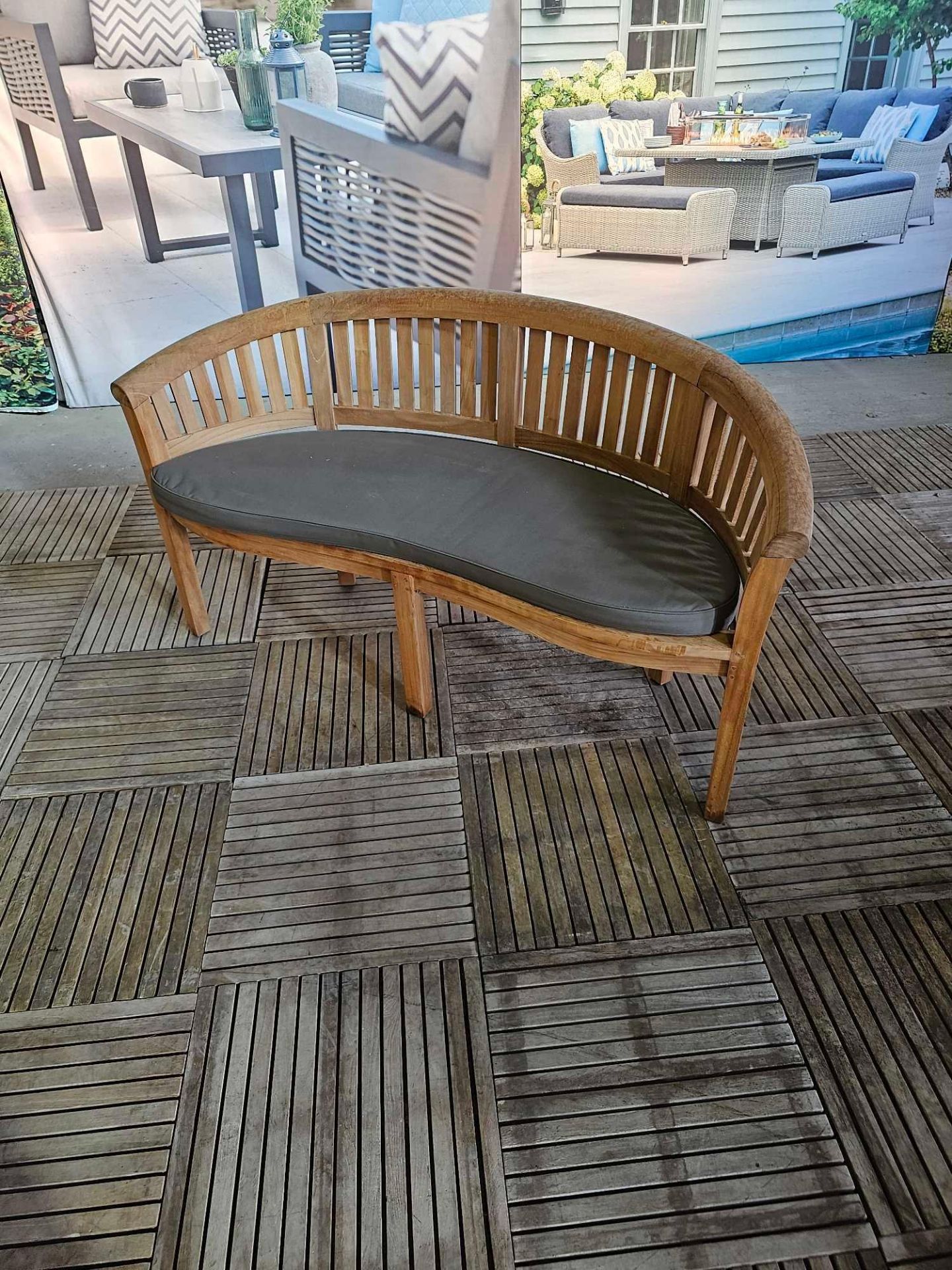 Banana Bench With Cushion - Bild 2 aus 6