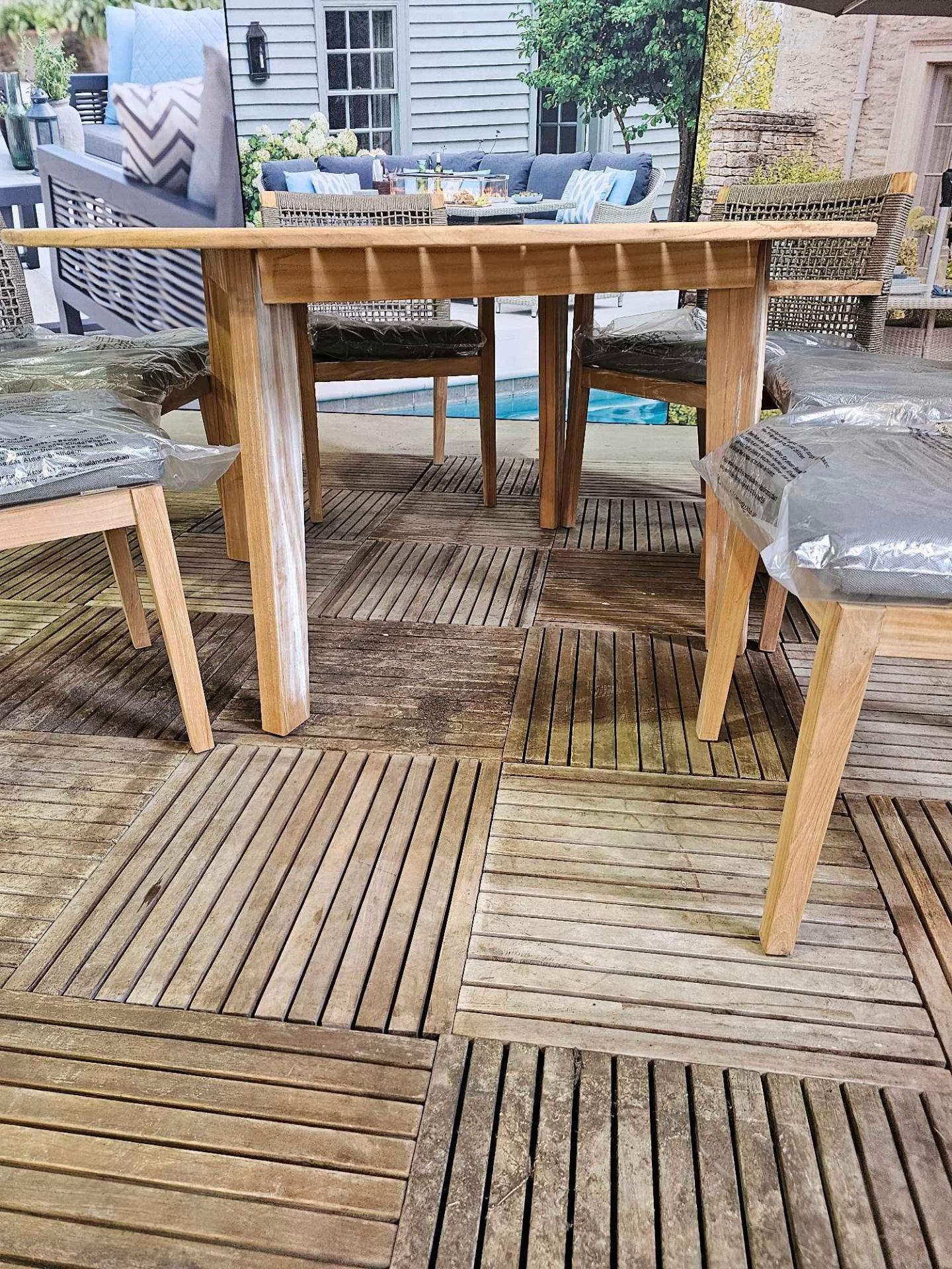 Cannes 150cm Round Teak Table With 4 x Side Chairs And 2 x Armchairs - Bild 6 aus 7