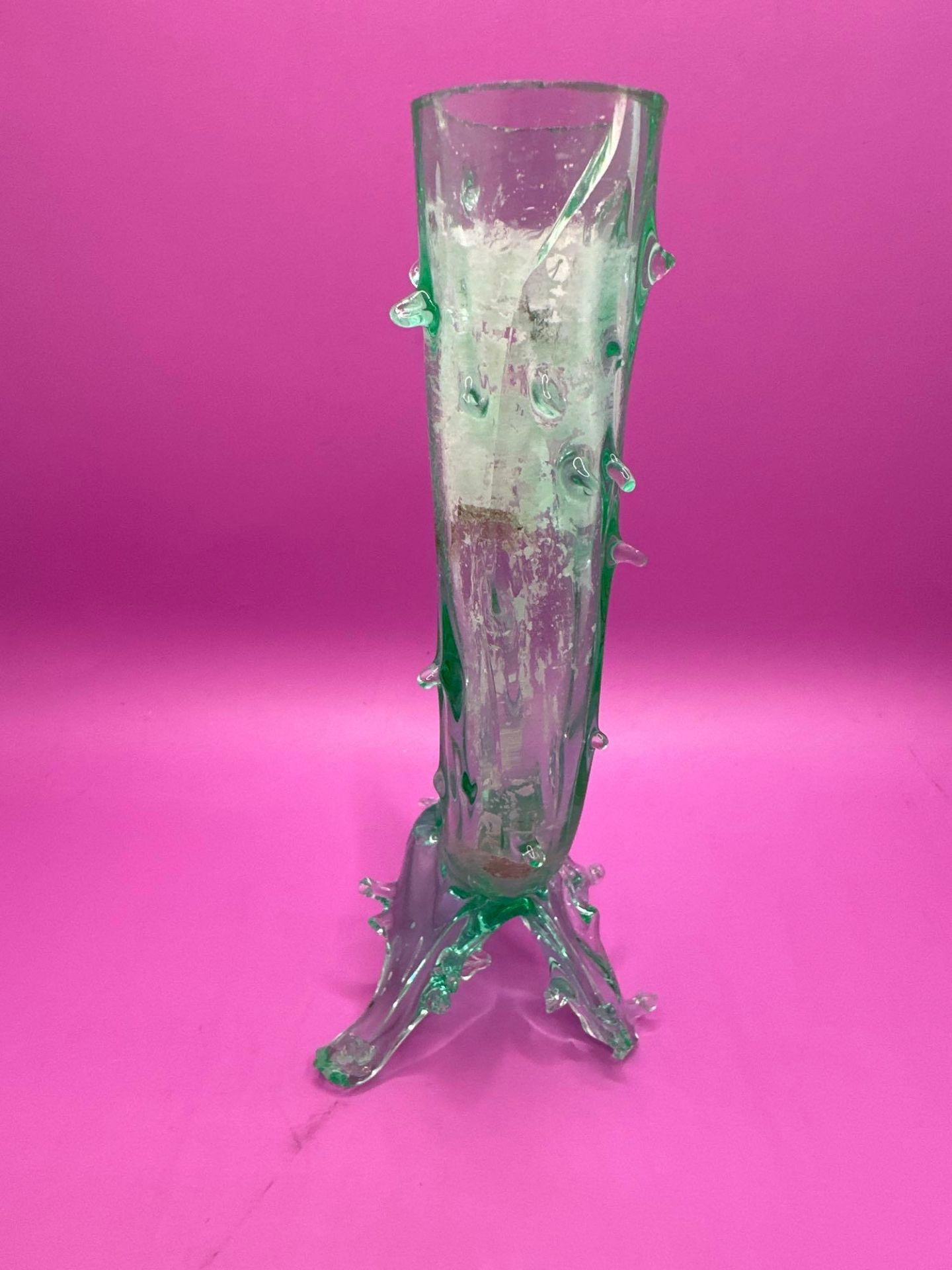 John Walsh (Attributed) Victorian Vaseline/Uranium Glass Thorn Vase A Stunning Victorian 1890's - Image 2 of 5