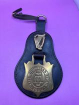 Vintage The Guinness Year 1980 Souvenir Horse Brass Harness Bridle Medallion Martingale Decoration