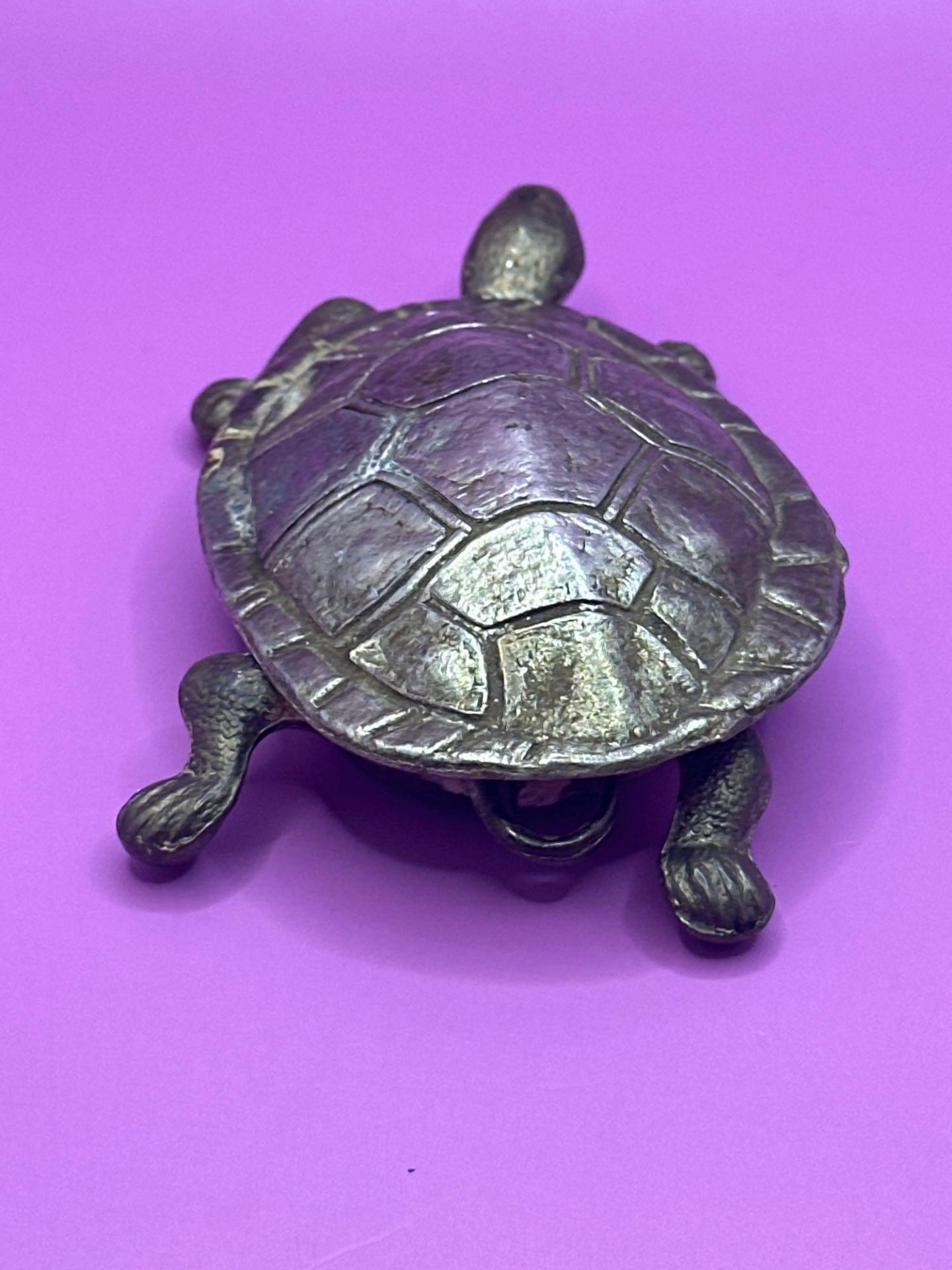 Antique Brass Hinged Turtle/Tortoise Pin Box, Pill Box, Trinket Box, Reg No 939427. 11cm - Image 4 of 5