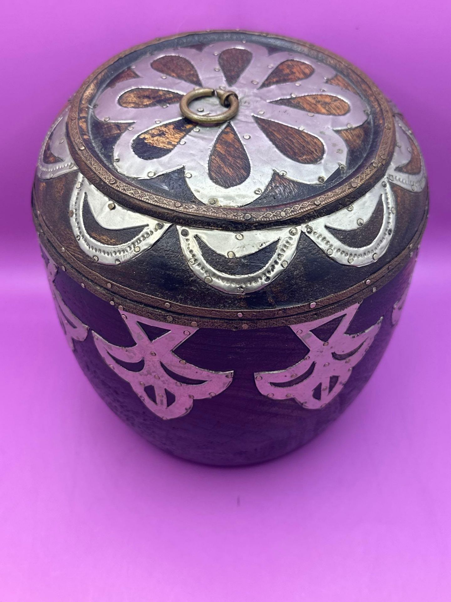 Wooden Round Decorated Pot With Lid 16 X 17cm - Bild 2 aus 5