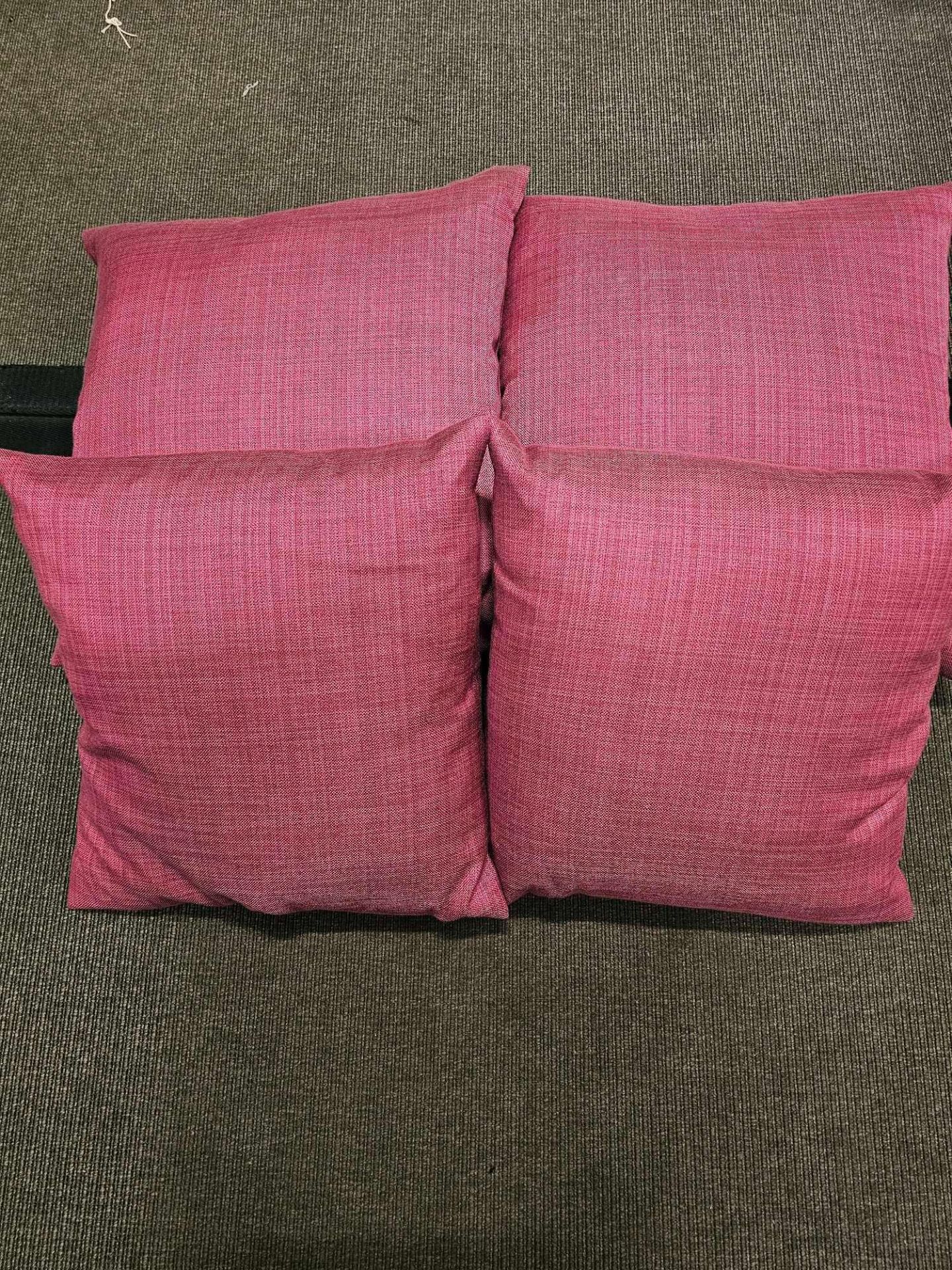 4 x Silk Pink Cushions Size 45 x 45 And 40 x 40cm ( Ref Cush 124)