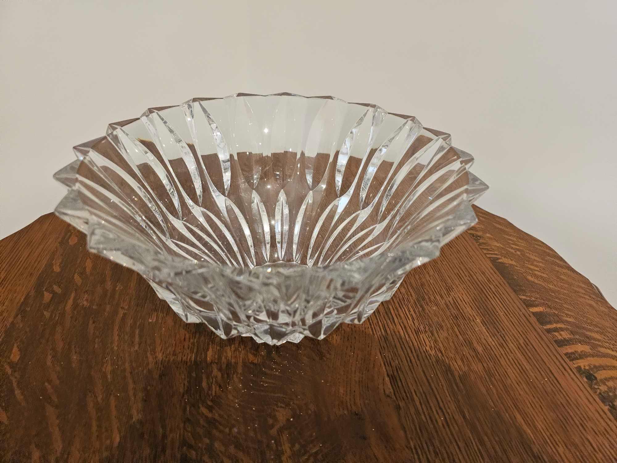 Faceted Cut Crystal Large Bowl 29 X 18cm - Image 2 of 7