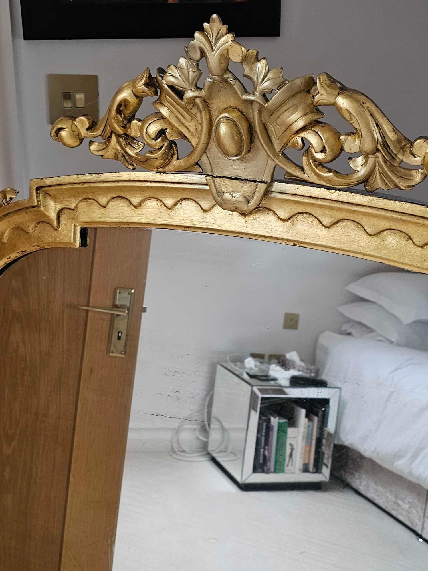 A Period Giltwood Overmantel Mirror The Arch Topped Rectangular Frame With Foliate Strapwork A - Image 3 of 7