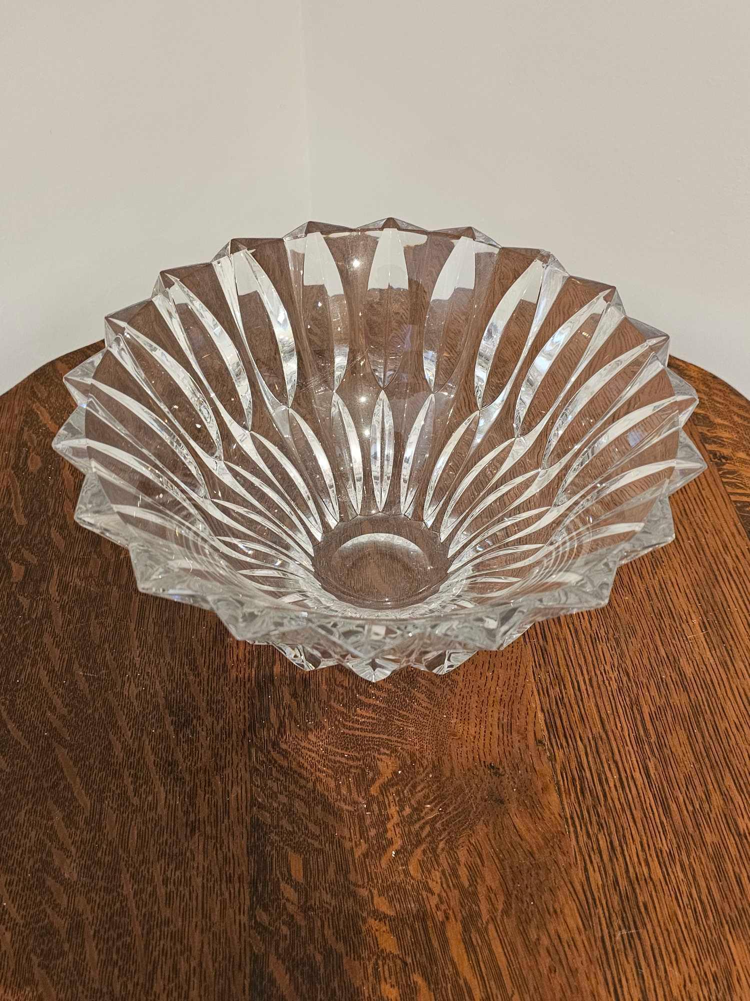 Faceted Cut Crystal Large Bowl 29 X 18cm - Image 4 of 7