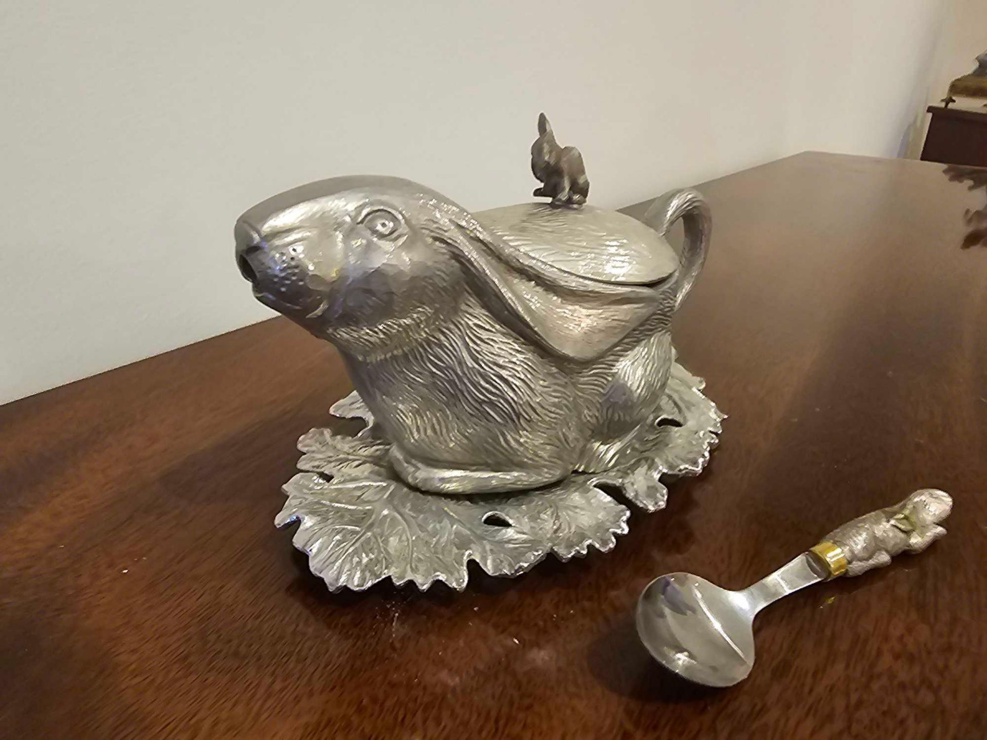 Arthur Court Vintage Silver Aluminium Bunny Rabbit Sauce/Gravy Boat Complete With A Spoon In The - Image 3 of 5