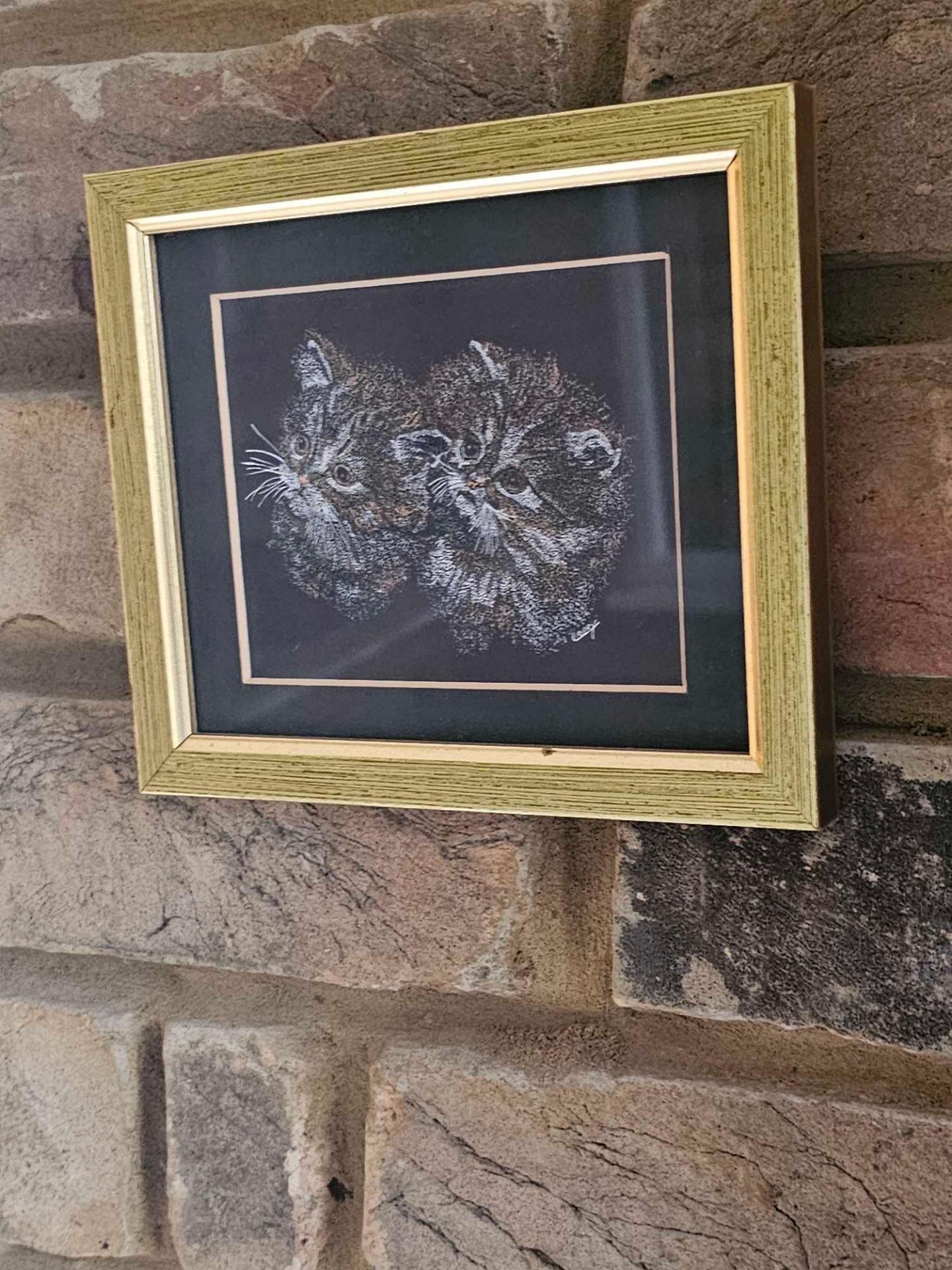 A Small Picture Frame With A Print Of Kittens 18 X 15cm - Image 2 of 2