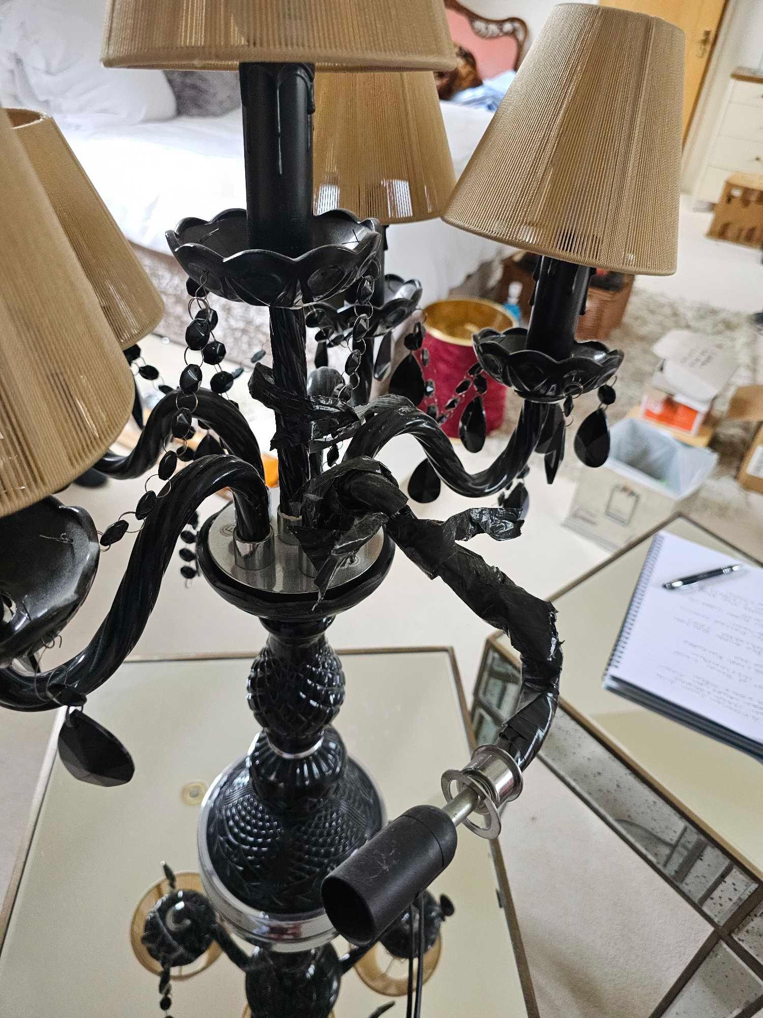Table Lamp Gioiello Design Black With Shades ( Note Only 5 Arm One Broken) 73cm - Image 4 of 4