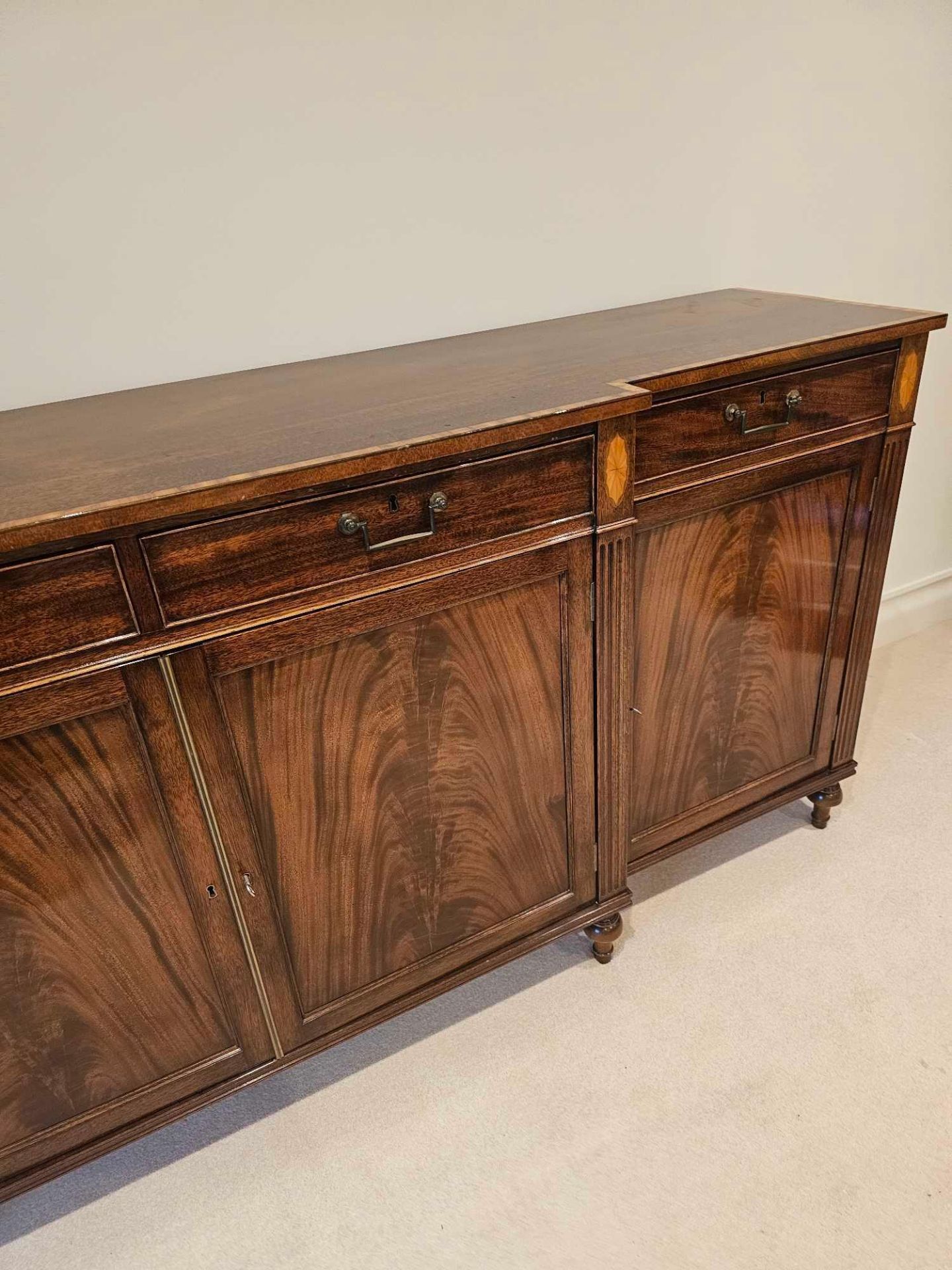 William Tillman George III Style Flame Mahogany Crossbanded In Satinwood Sideboard The Shaped Top - Image 5 of 9